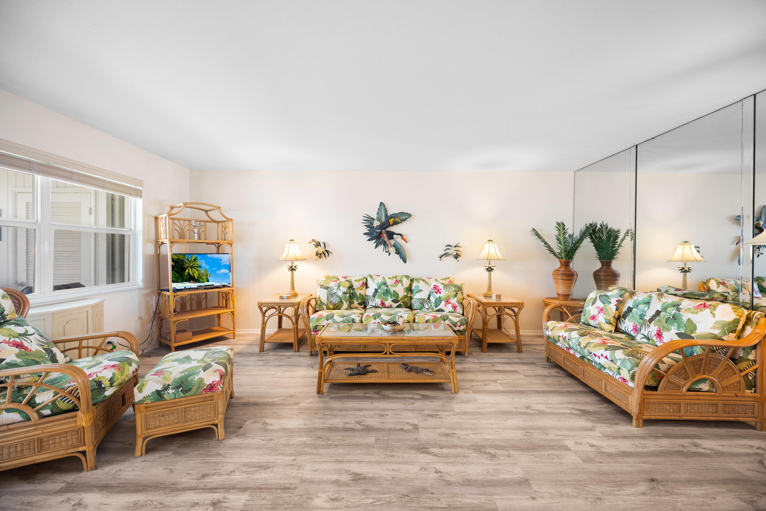 SHORE CLUB APTS A INC - Residential