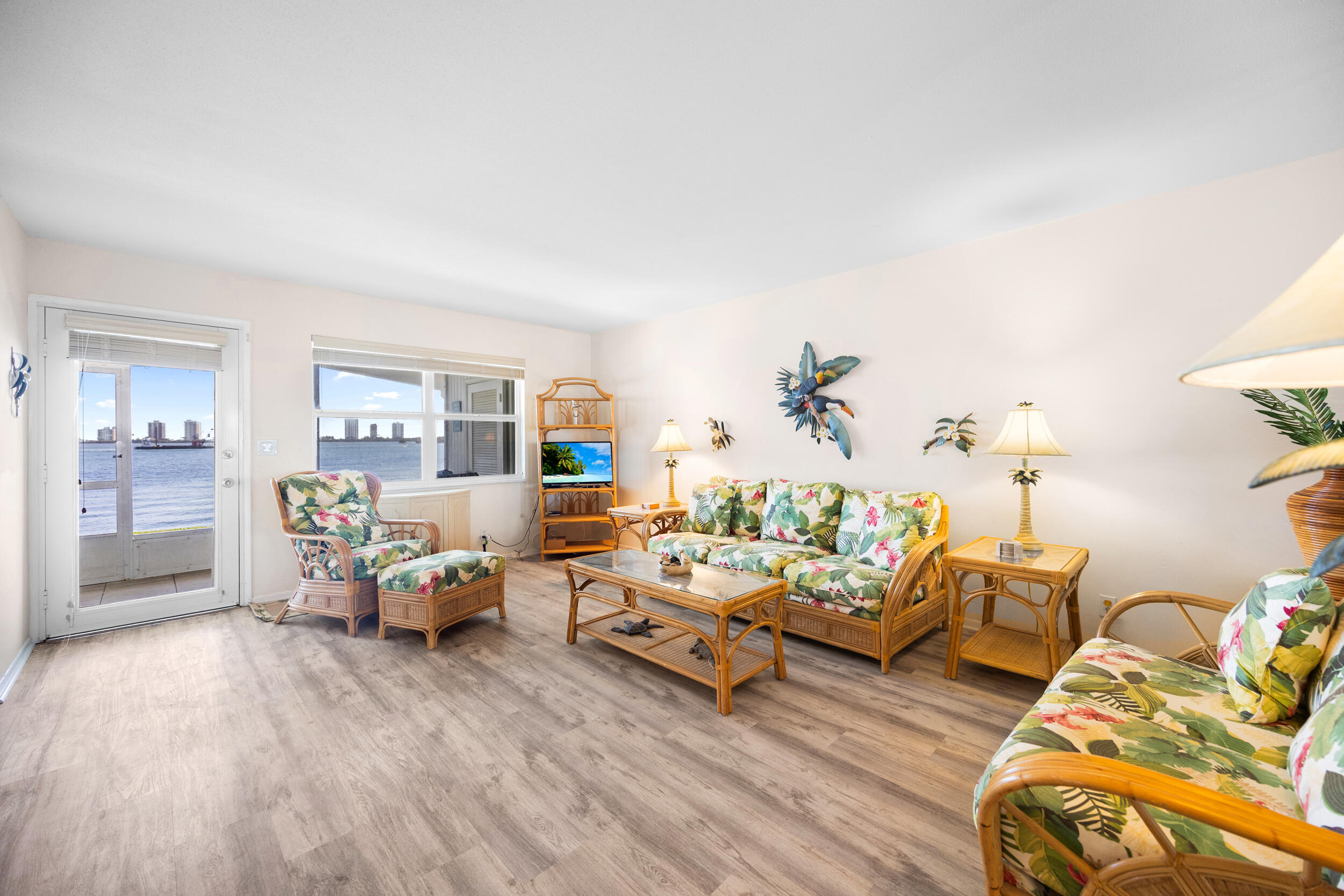 SHORE CLUB APTS A INC - Residential