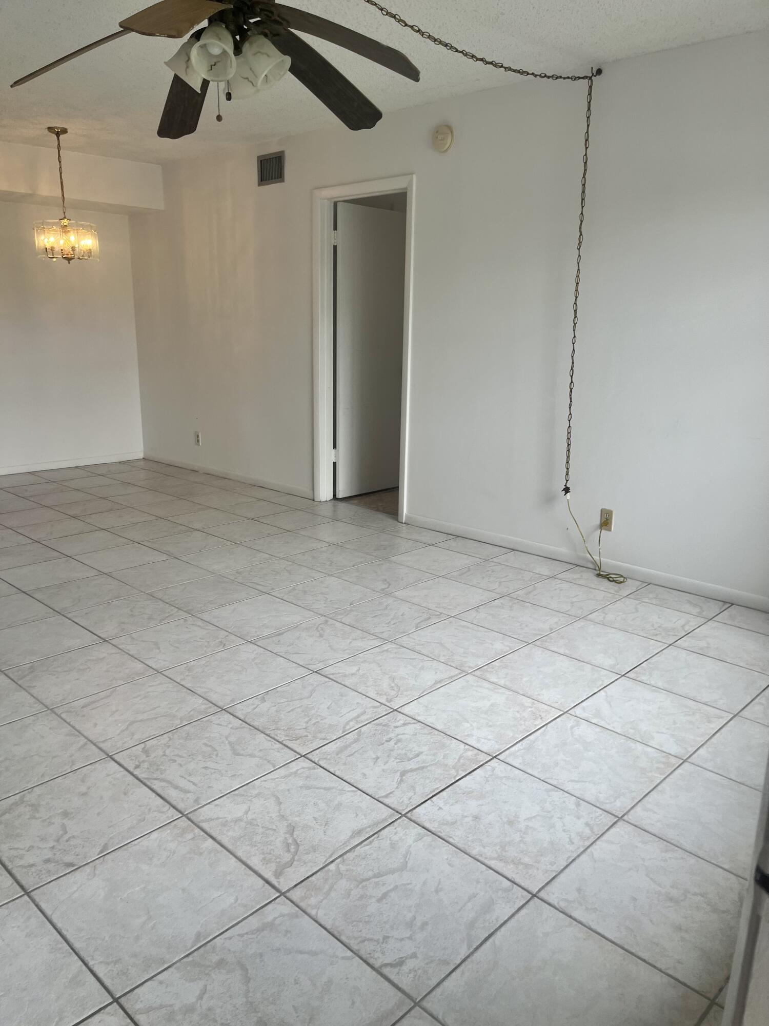 LUCERNE LAKES - Residential Lease