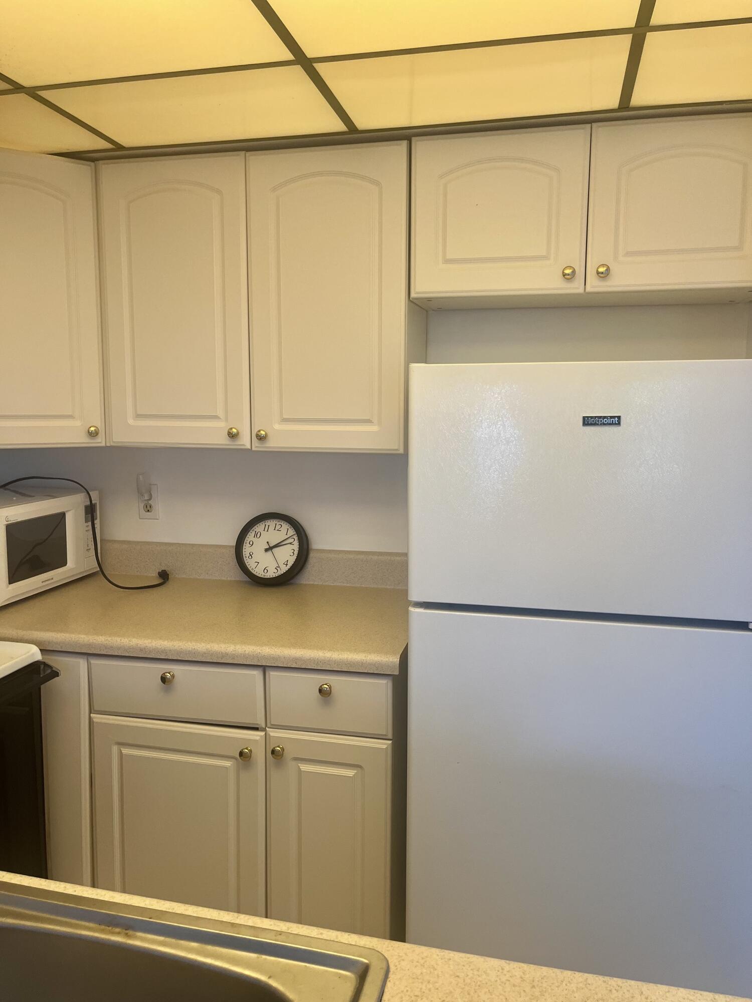LUCERNE LAKES - Residential Lease