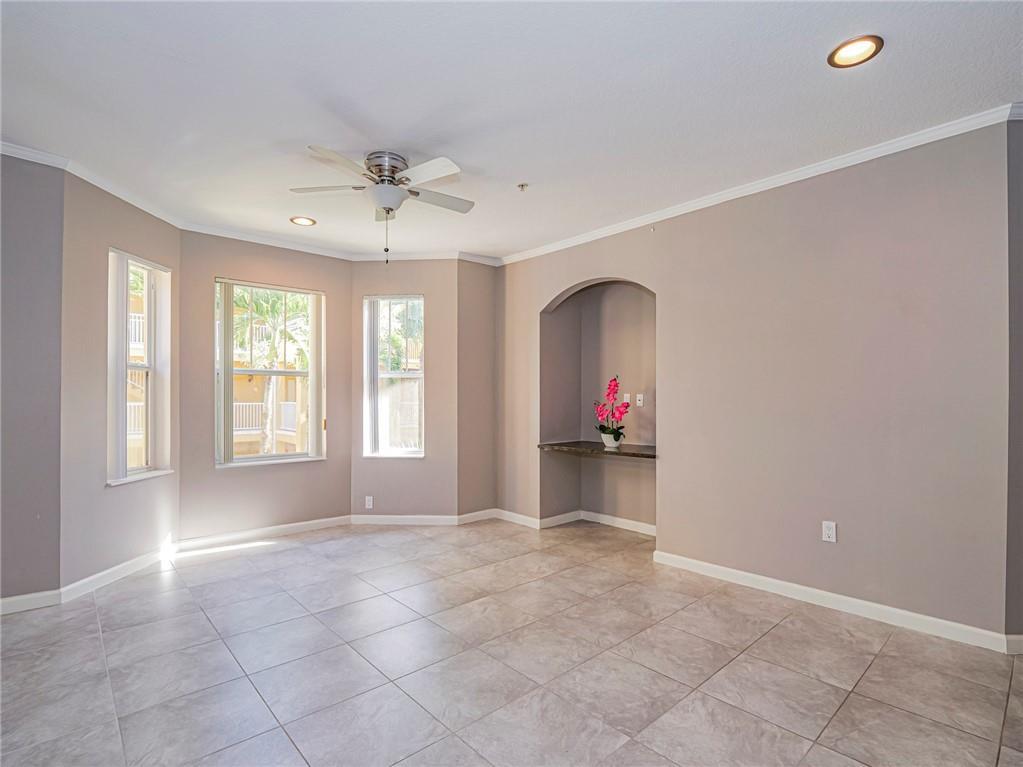 5045 Fairways Circle D207