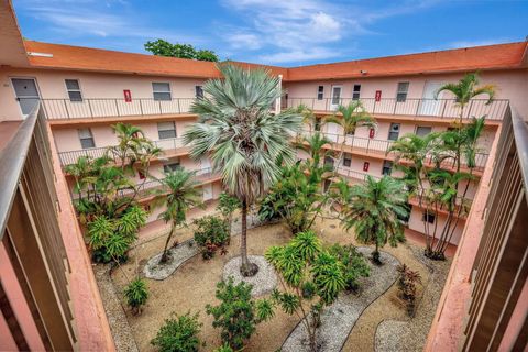 2851 Somerset Drive 406 Lauderdale Lakes FL 33311