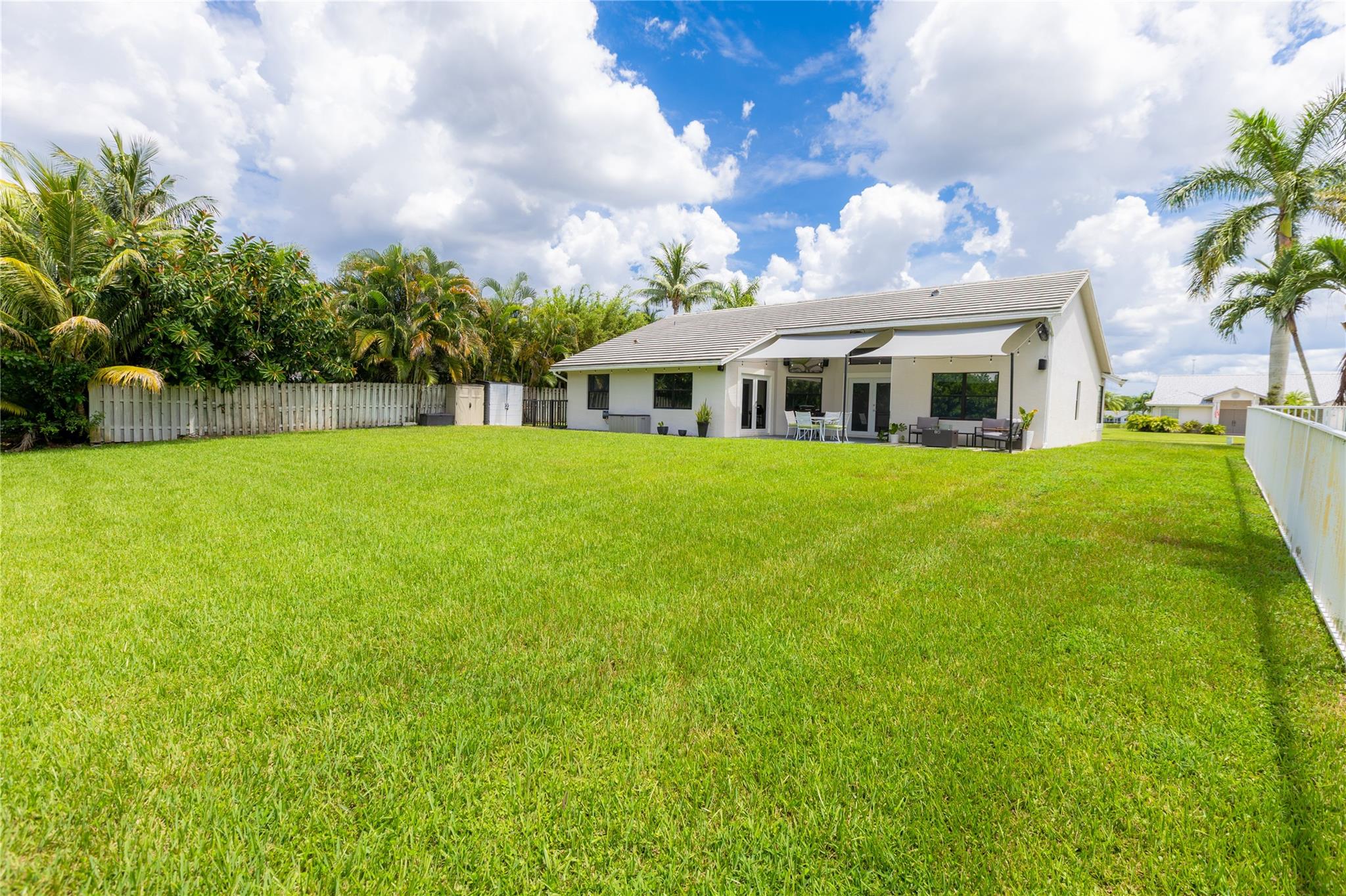 10531 Paso Fino Dr