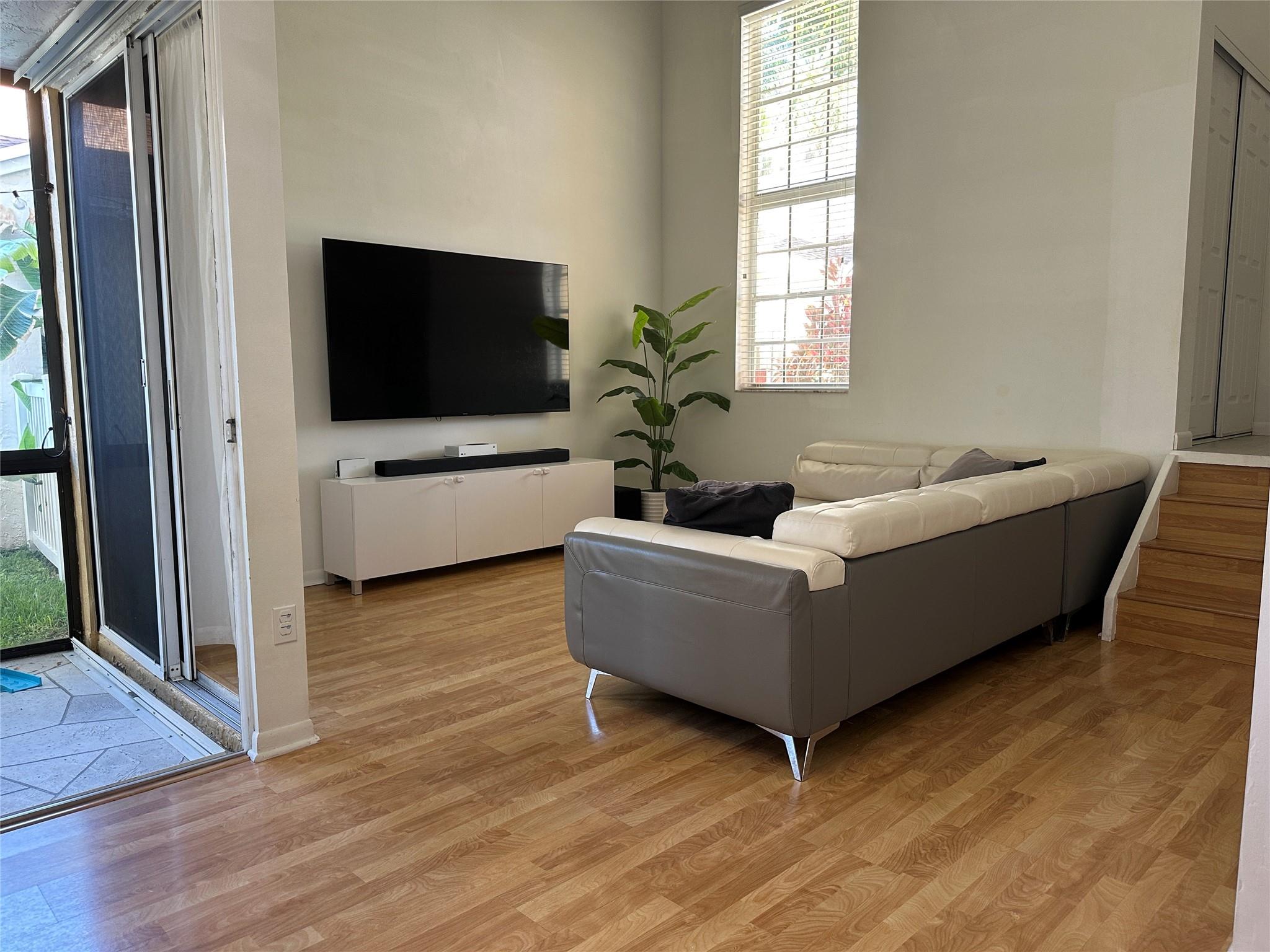 Pembroke Lakes Sec Eight - Residential