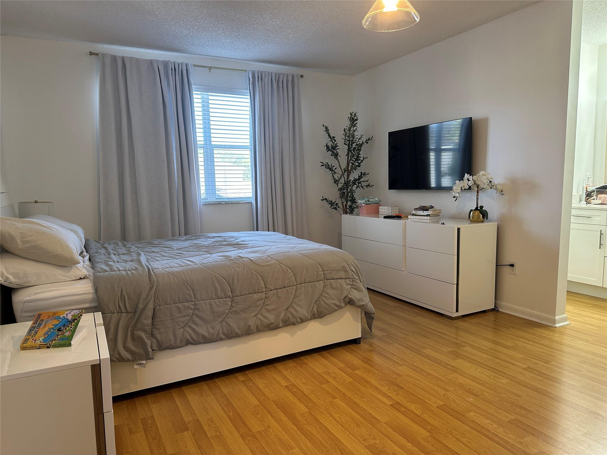 Pembroke Lakes Sec Eight - Residential