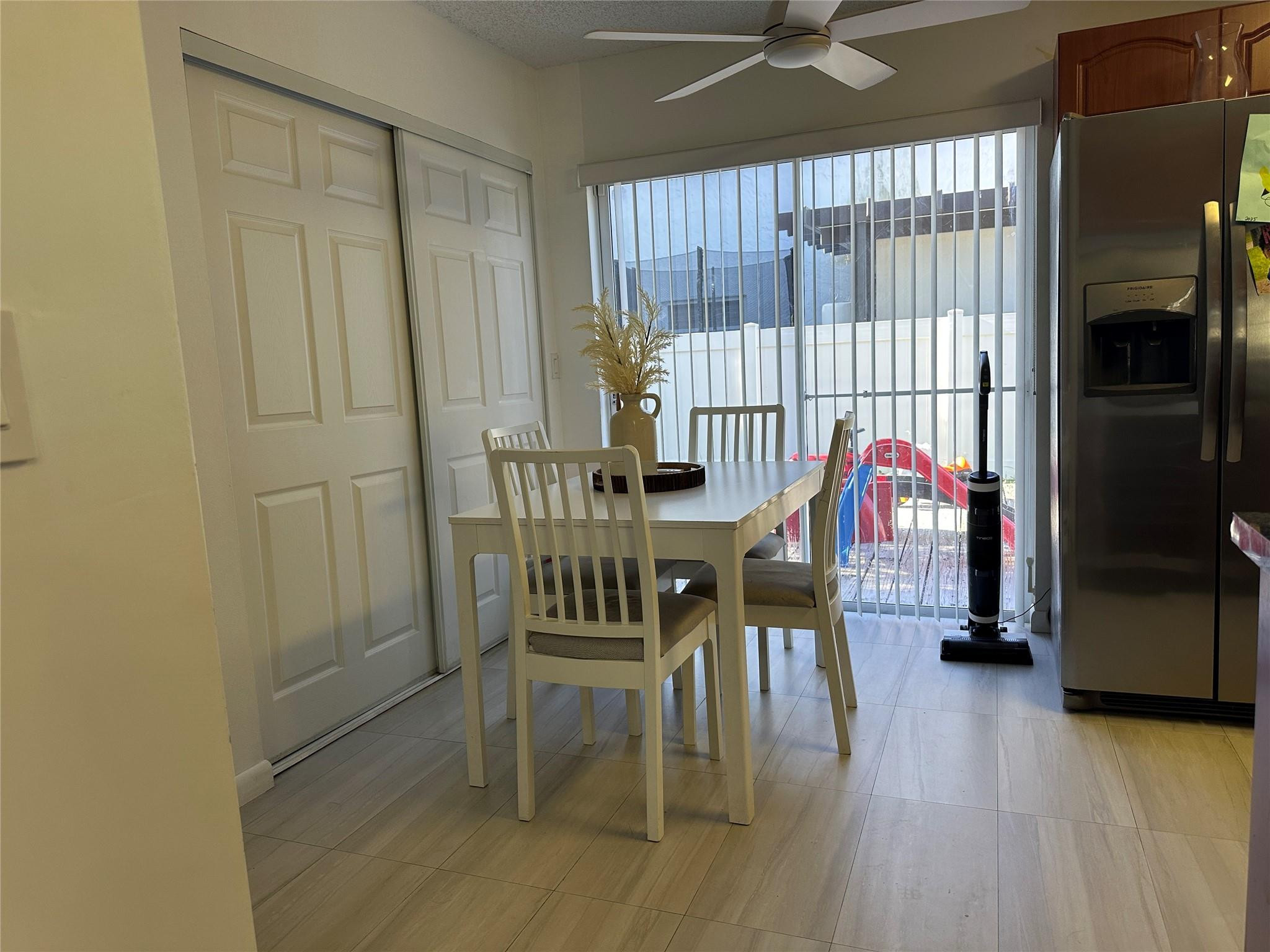 Pembroke Lakes Sec Eight - Residential