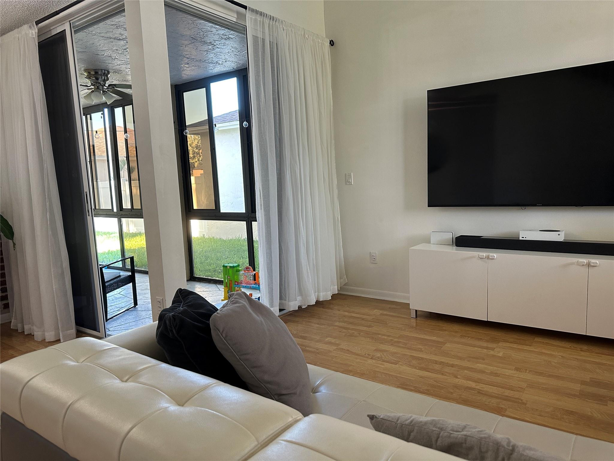 Pembroke Lakes Sec Eight - Residential