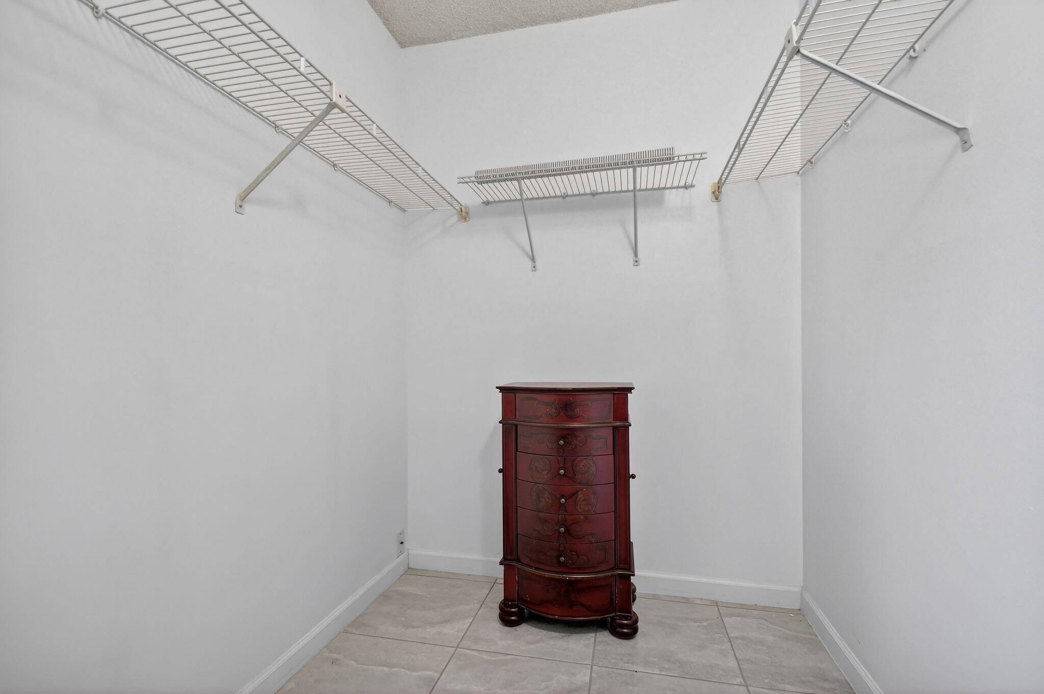 PINE RIDGE III CONDO - Residential