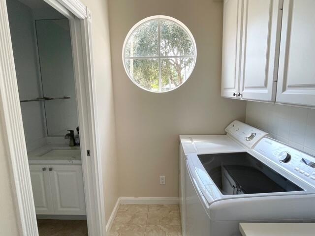 CATALINA LAKES - Residential Lease