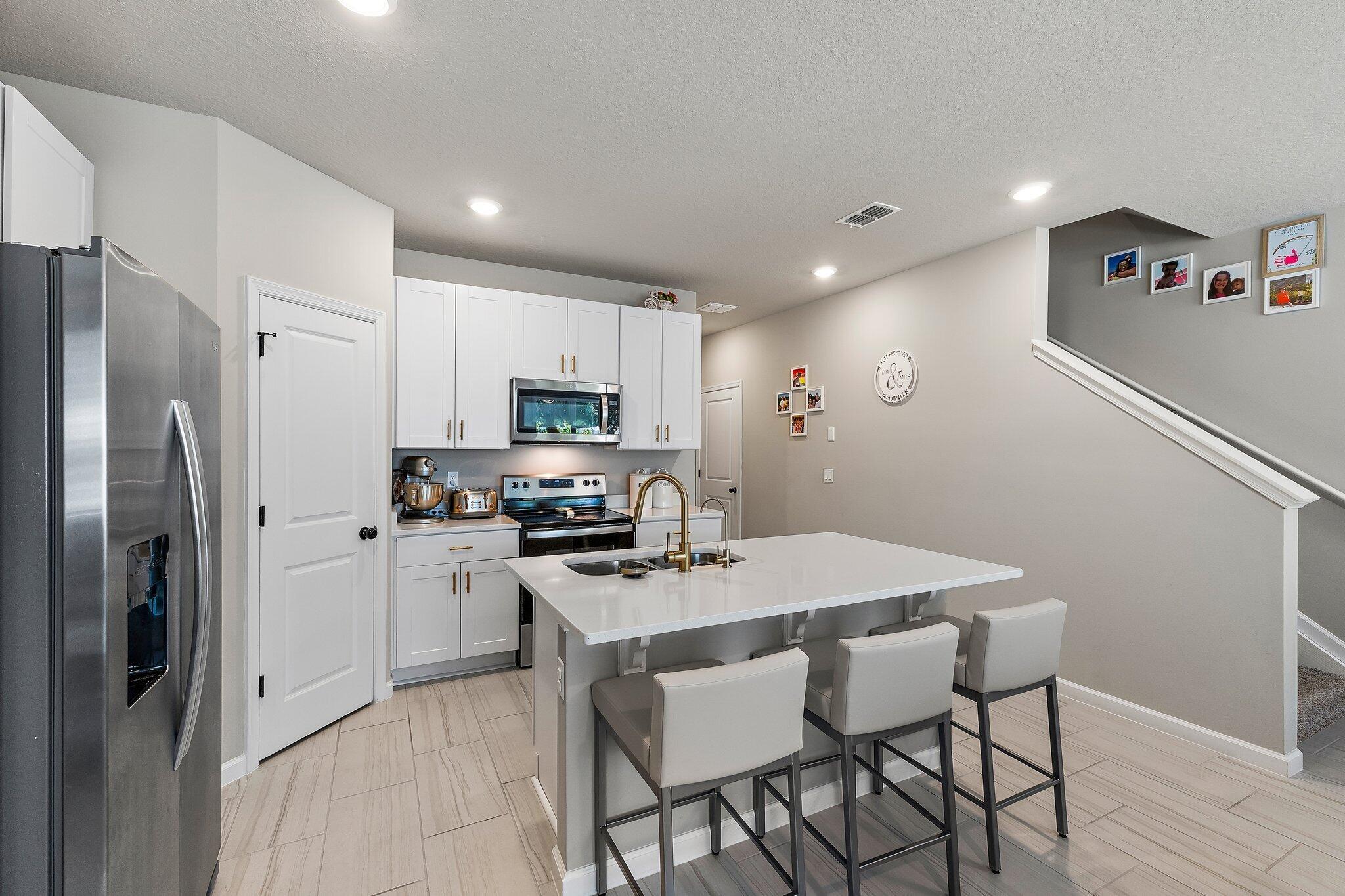 5611 Enclave Drive