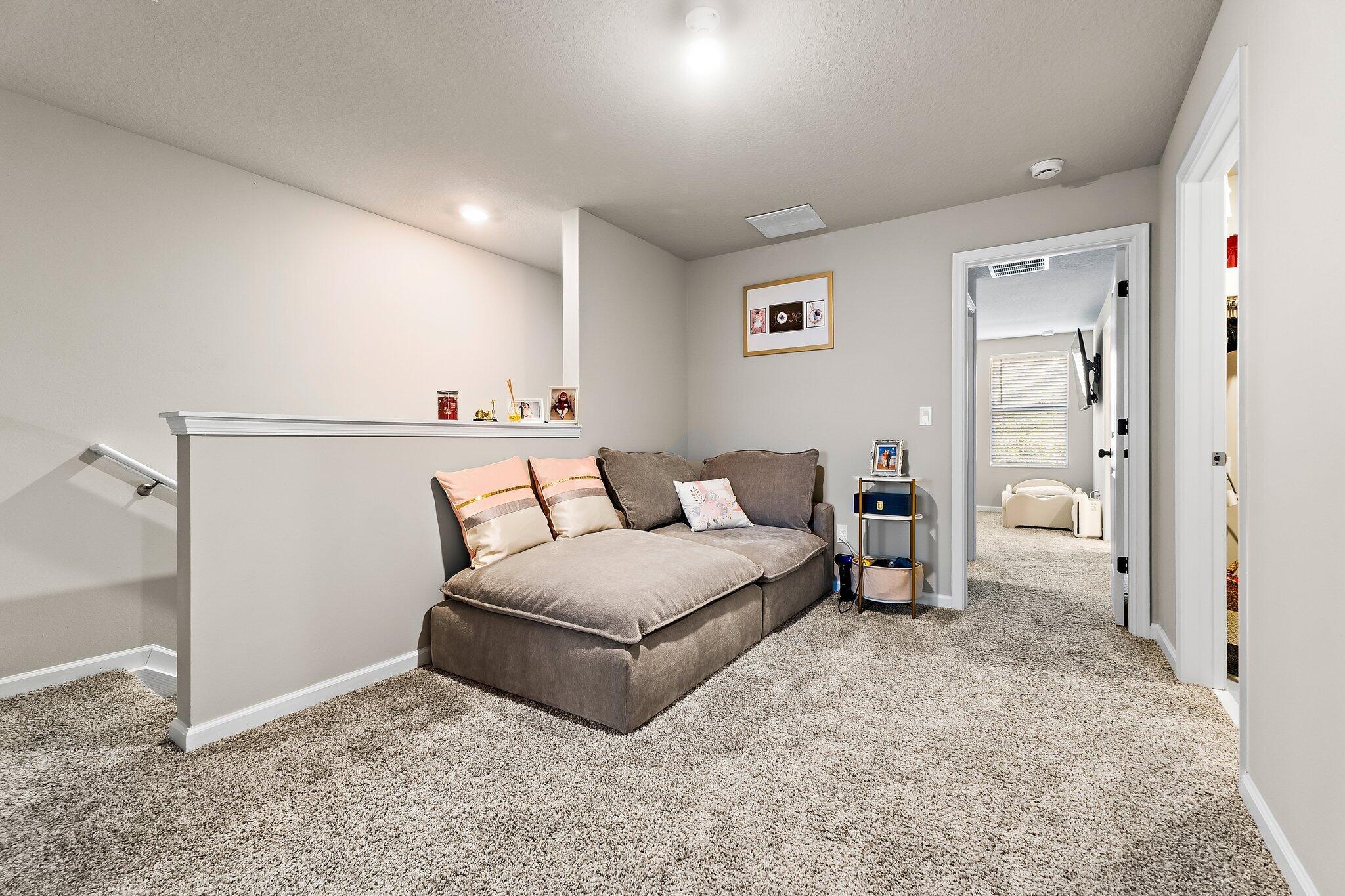 ENCLAVE AT MANGONIA PARK - Residential