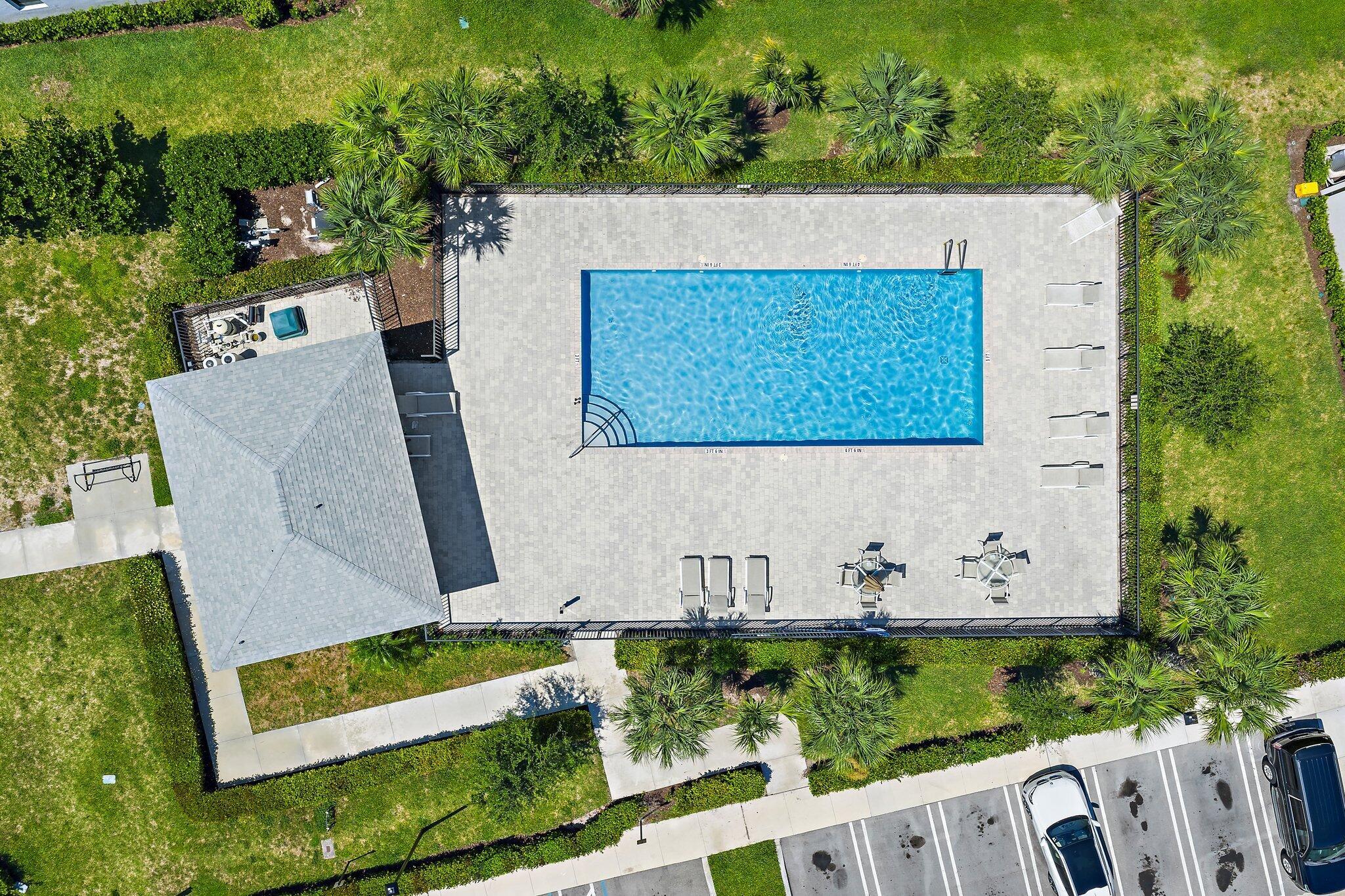 ENCLAVE AT MANGONIA PARK - Residential