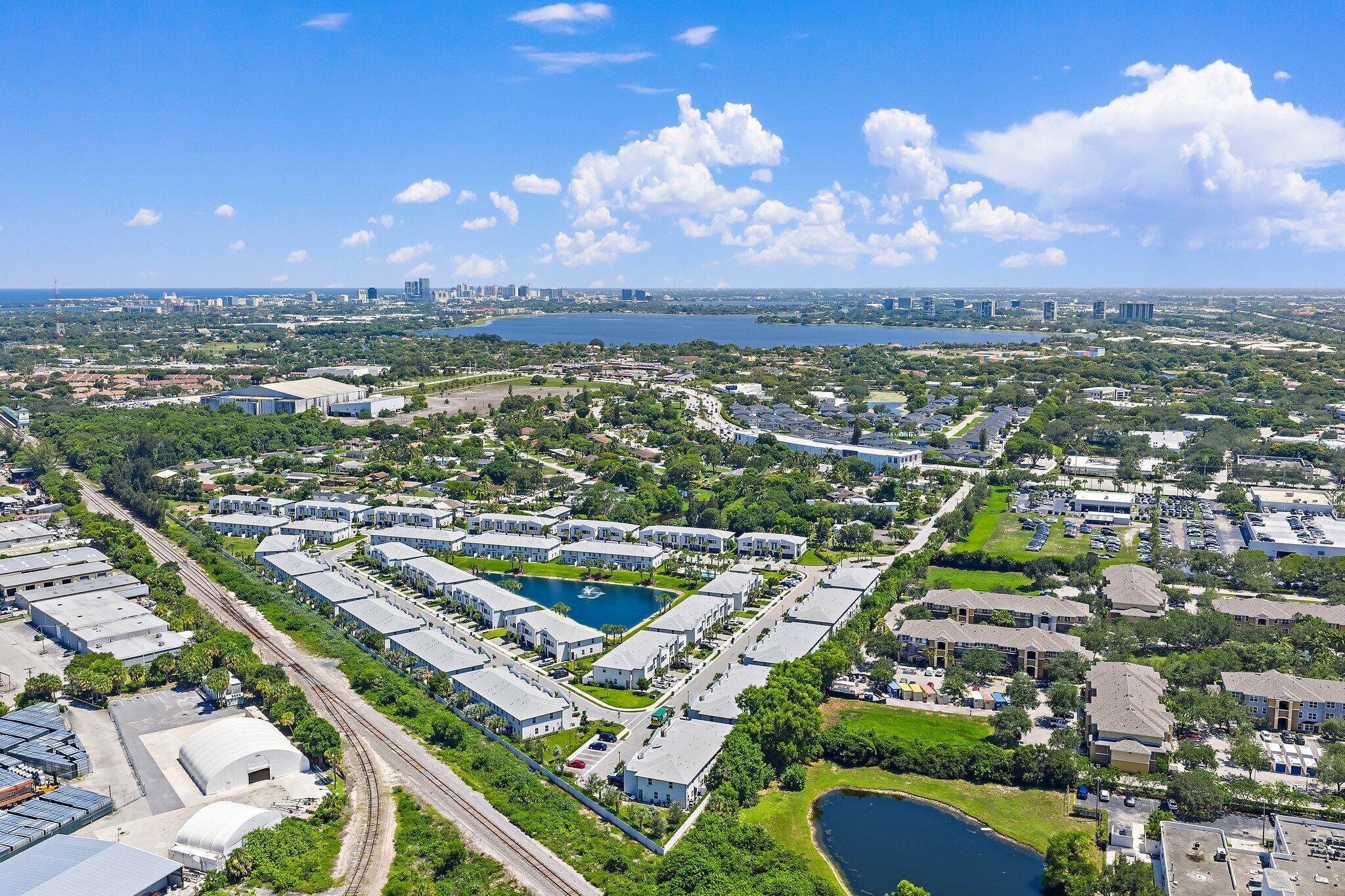 ENCLAVE AT MANGONIA PARK - Residential