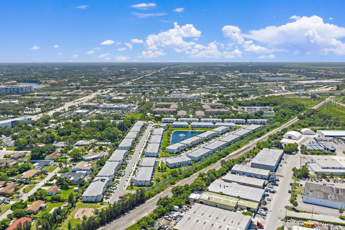 ENCLAVE AT MANGONIA PARK - Residential