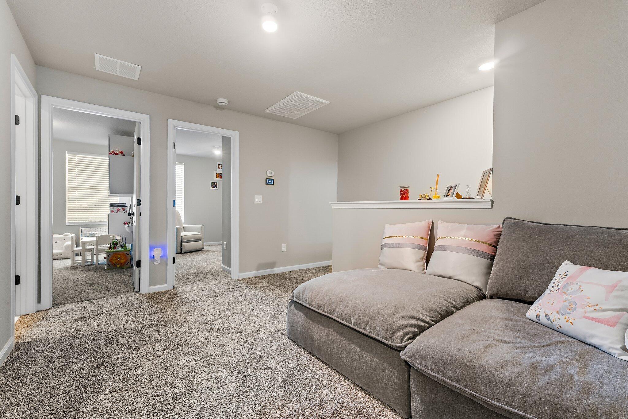 ENCLAVE AT MANGONIA PARK - Residential