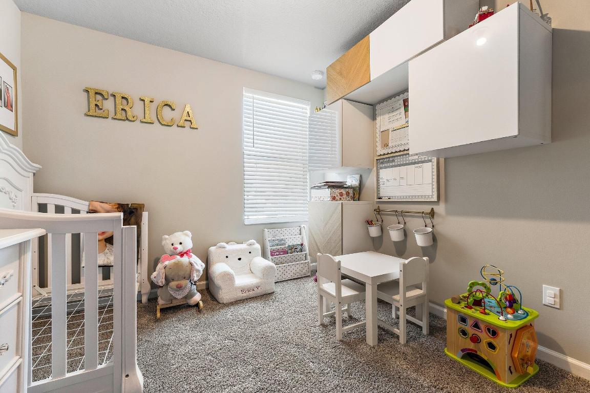 ENCLAVE AT MANGONIA PARK - Residential