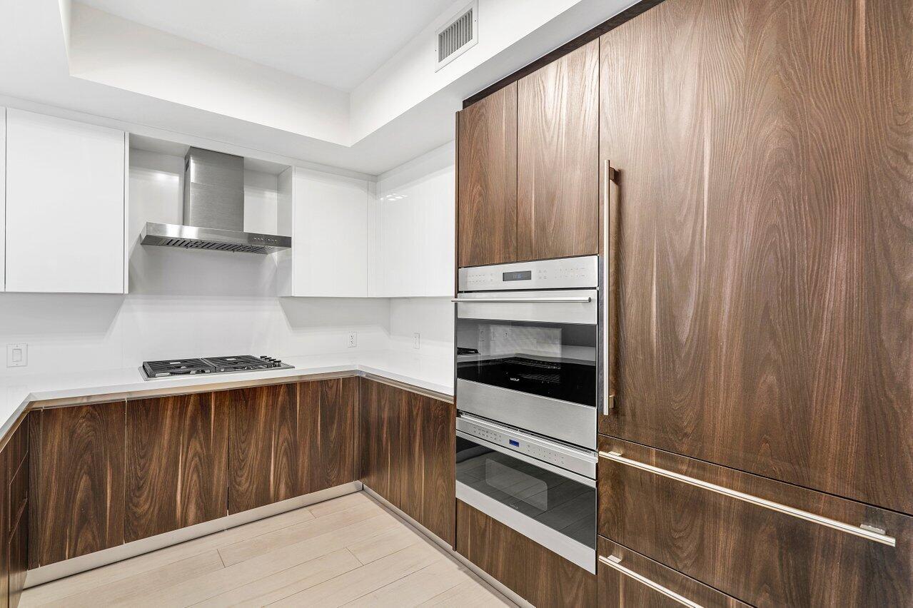 RIVA CONDOMINIUM - Residential