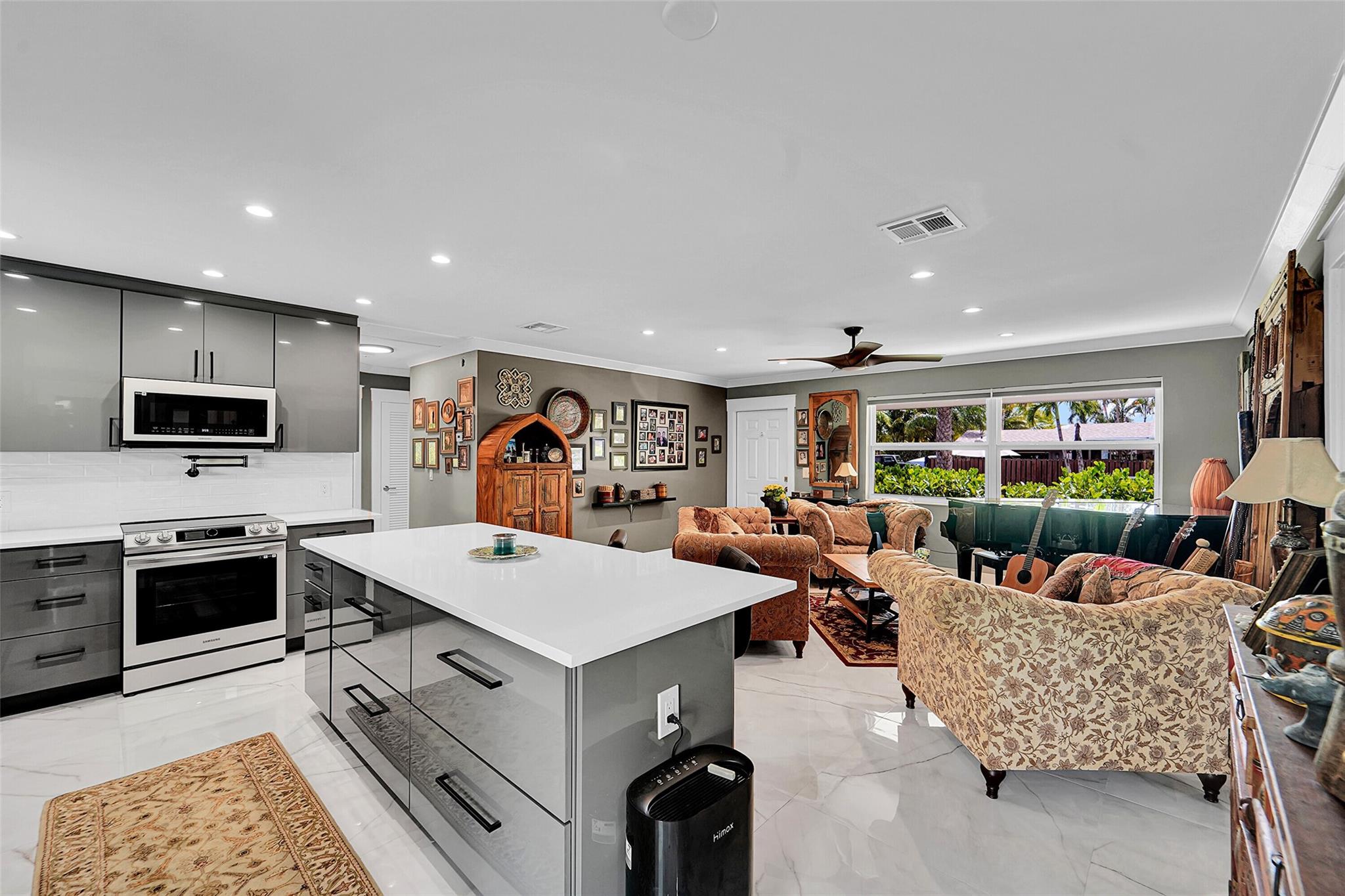 240 SE 15th Ave