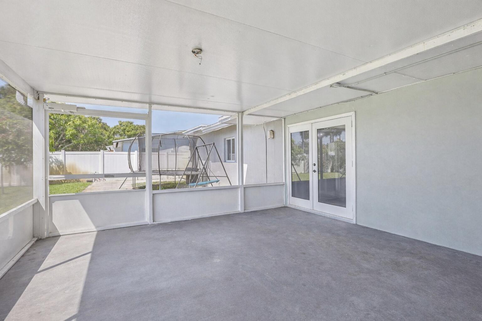 BREEZESWEPT PARK ESTATES - Residential