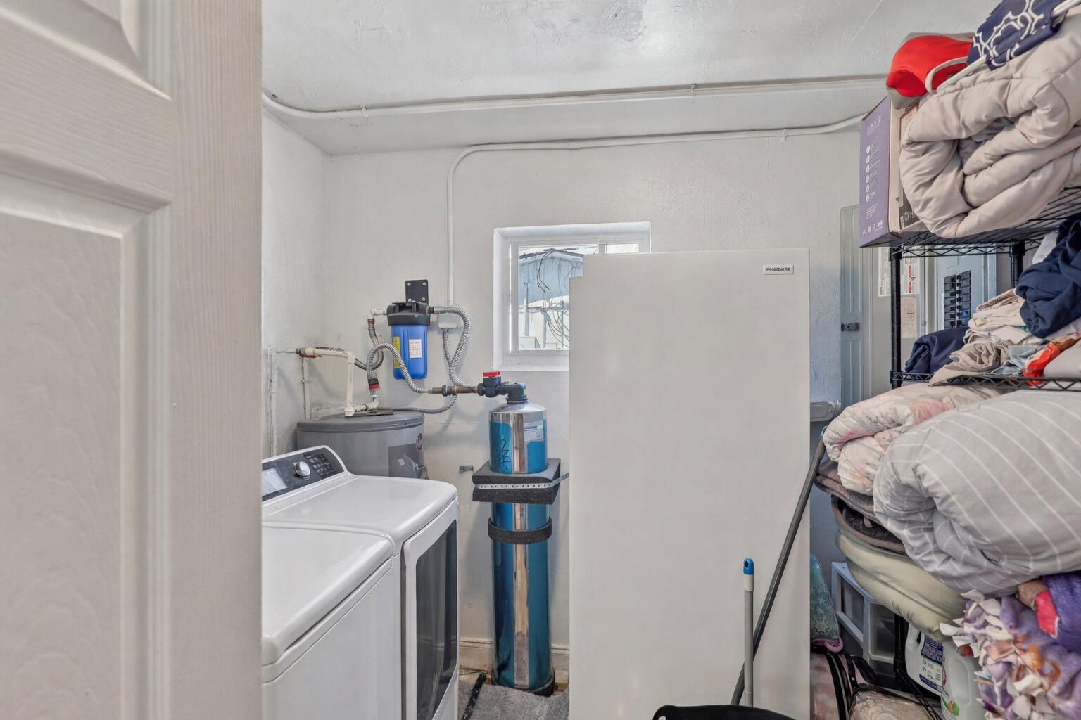 BREEZESWEPT PARK ESTATES - Residential