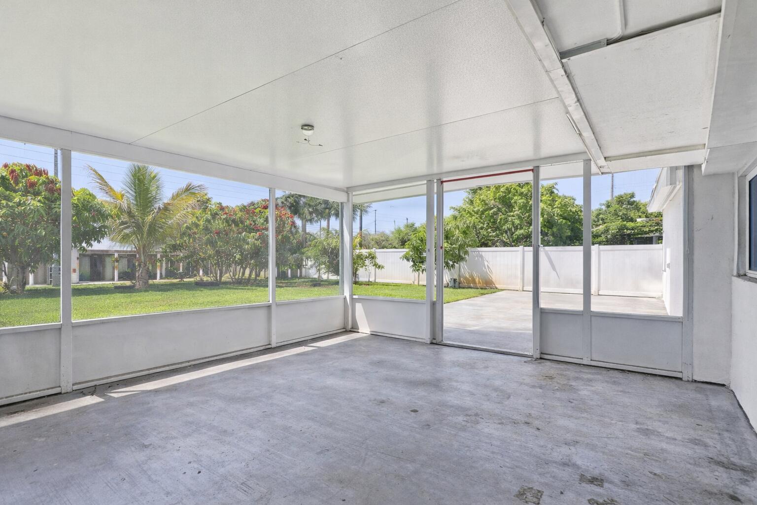 BREEZESWEPT PARK ESTATES - Residential