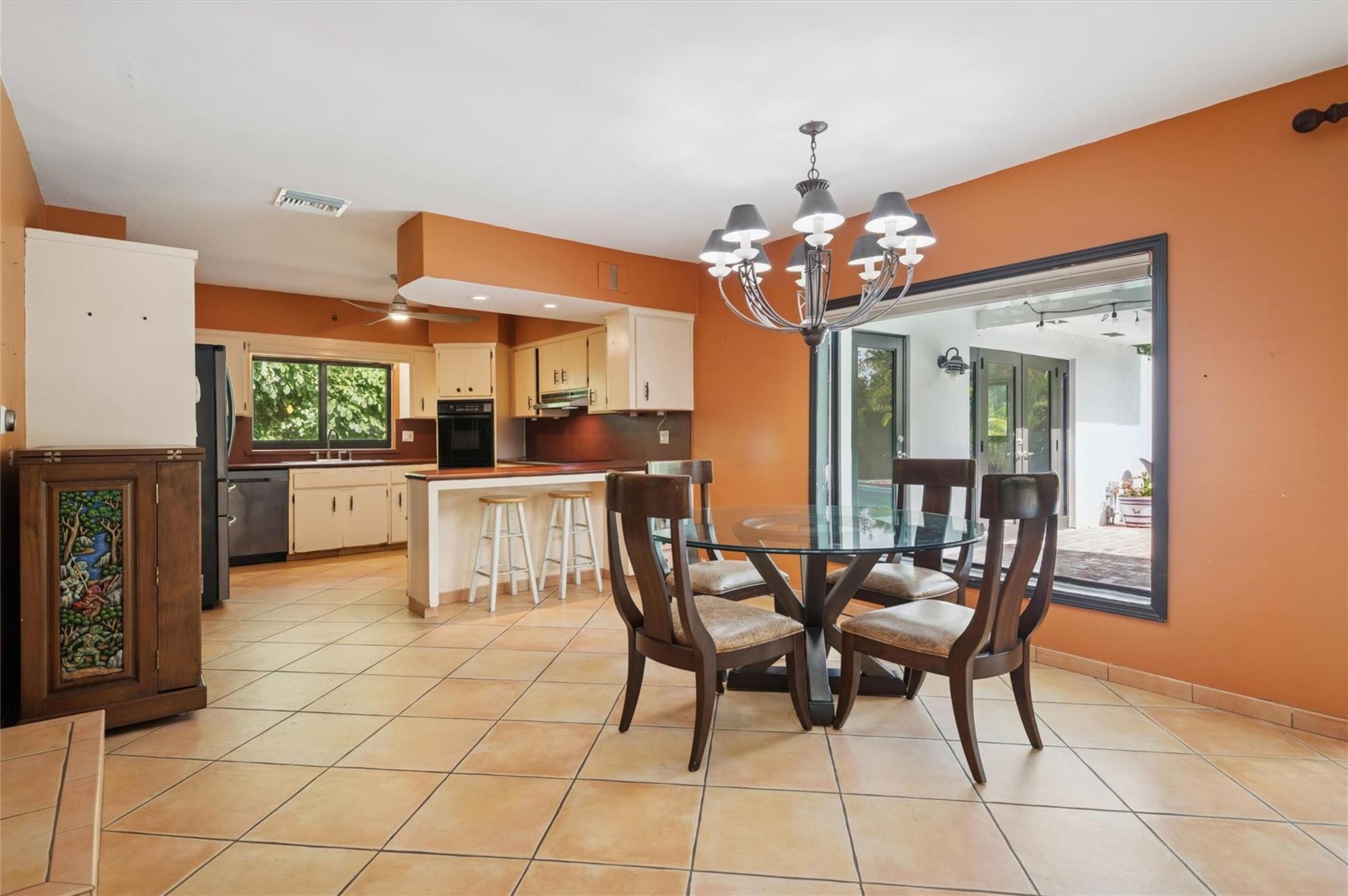 10115 Biscayne Blvd