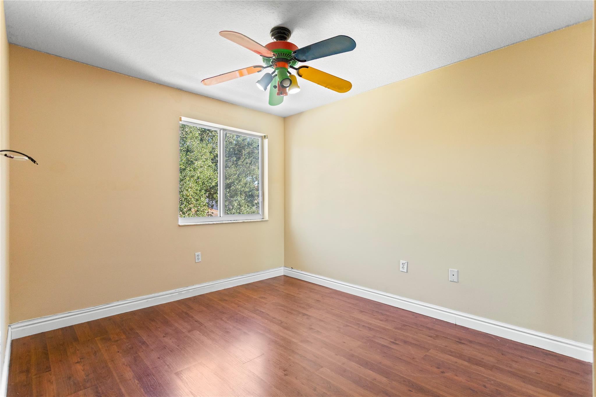 Pod 6 At Monarch Lakes 16 - Residential