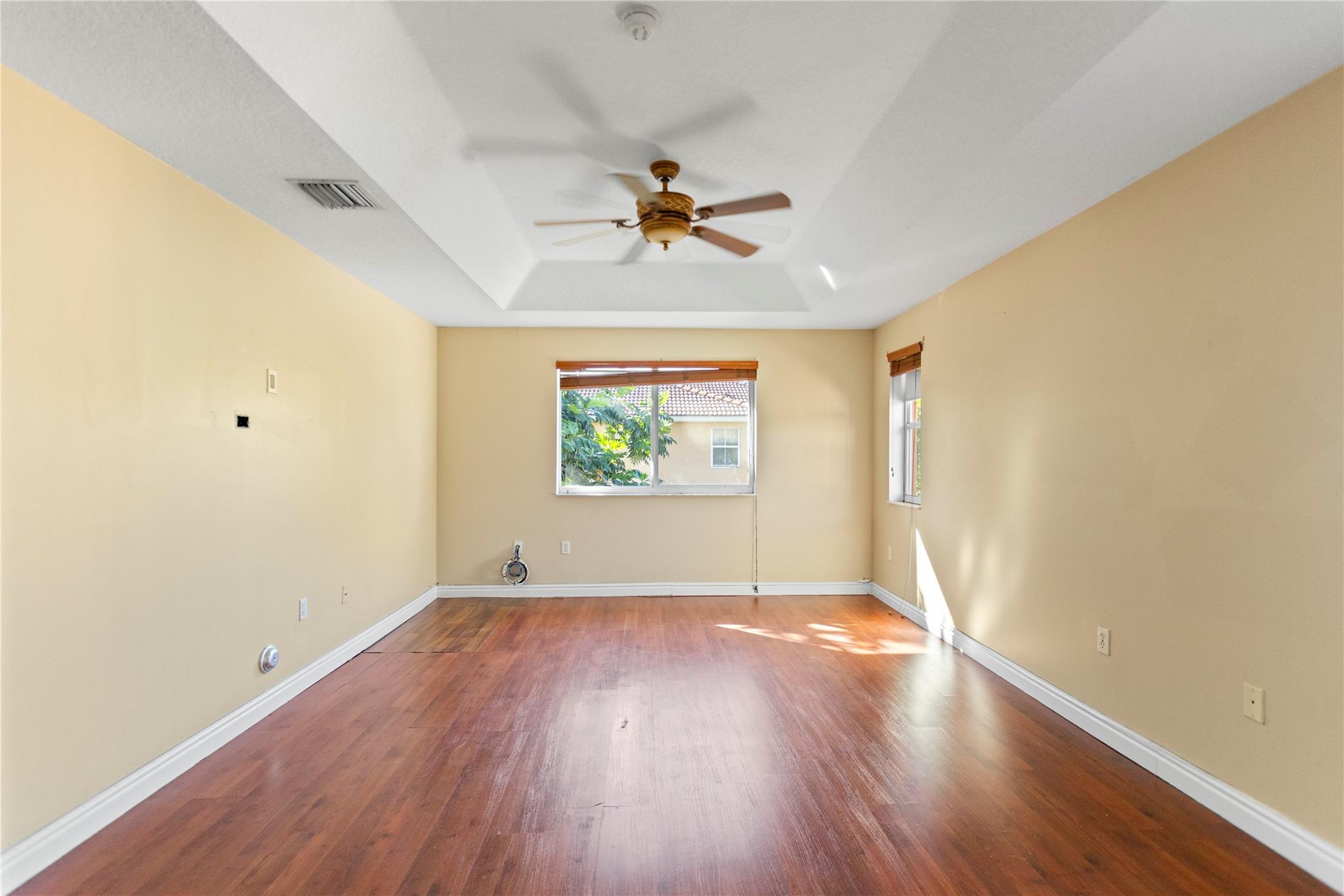 Pod 6 At Monarch Lakes 16 - Residential