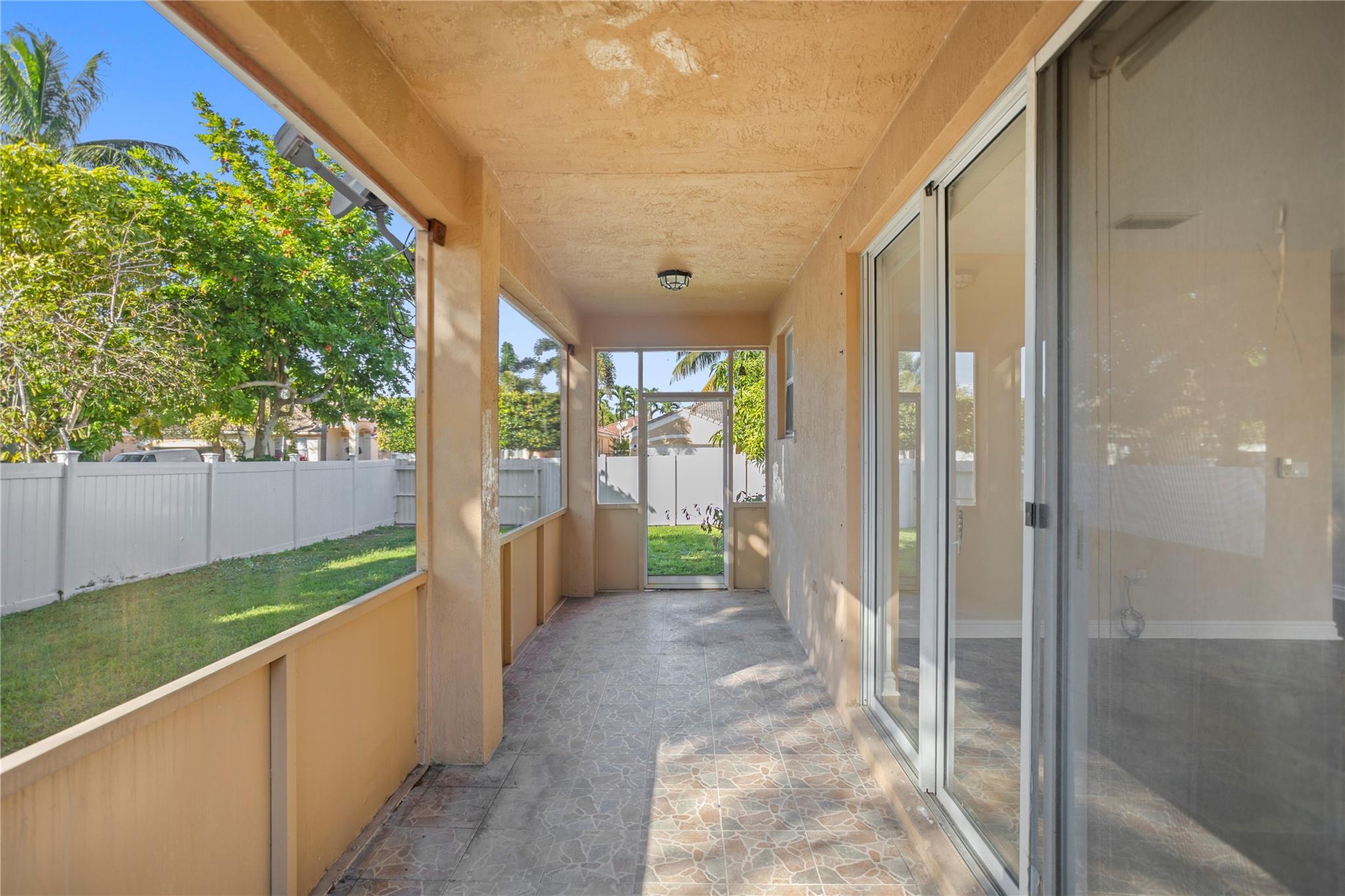 Pod 6 At Monarch Lakes 16 - Residential