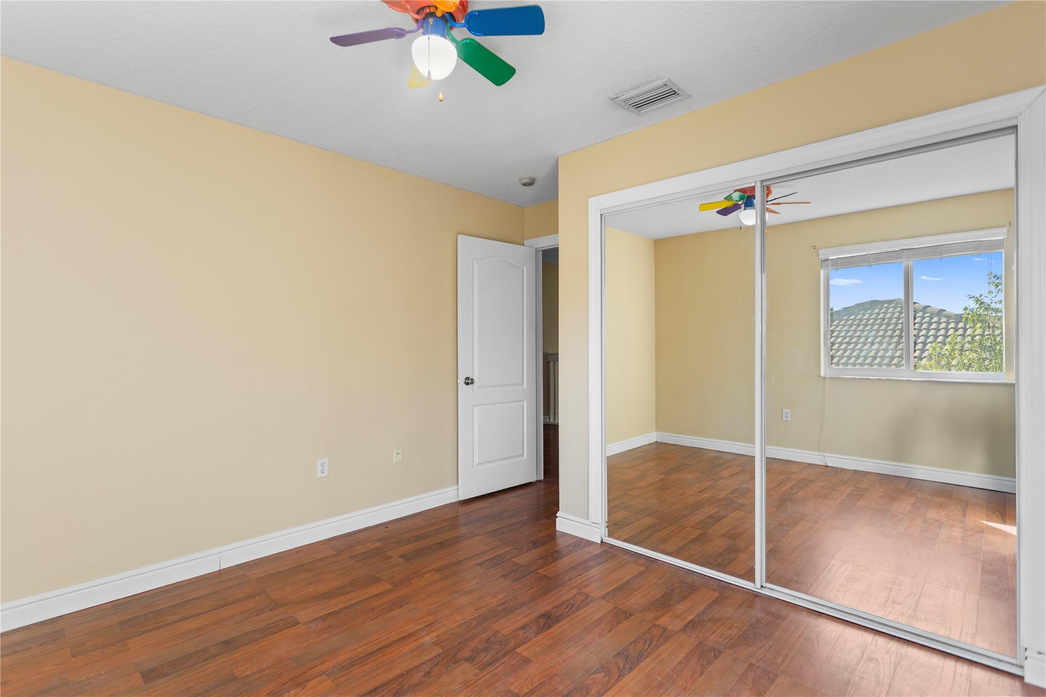 Pod 6 At Monarch Lakes 16 - Residential