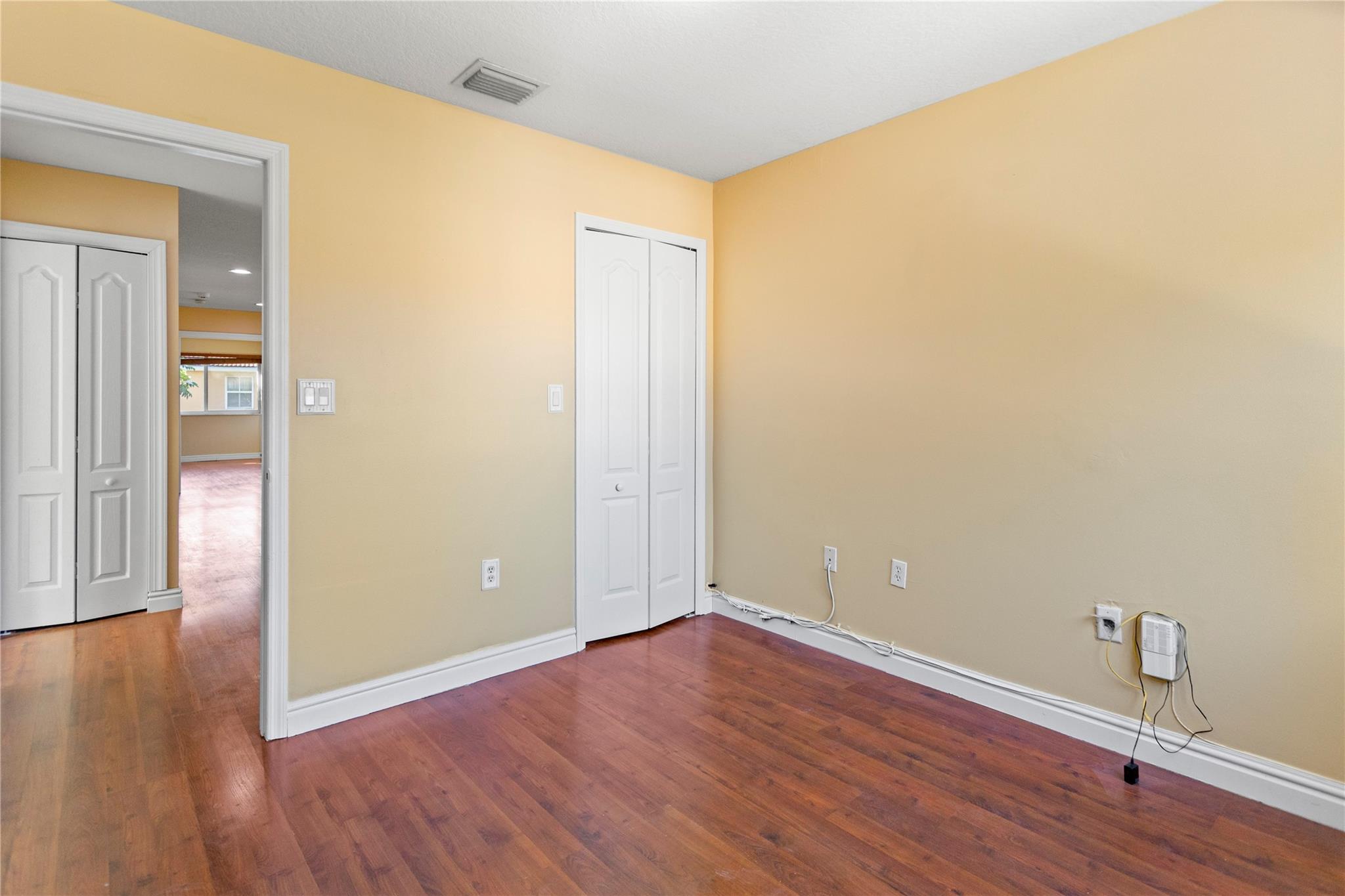 Pod 6 At Monarch Lakes 16 - Residential