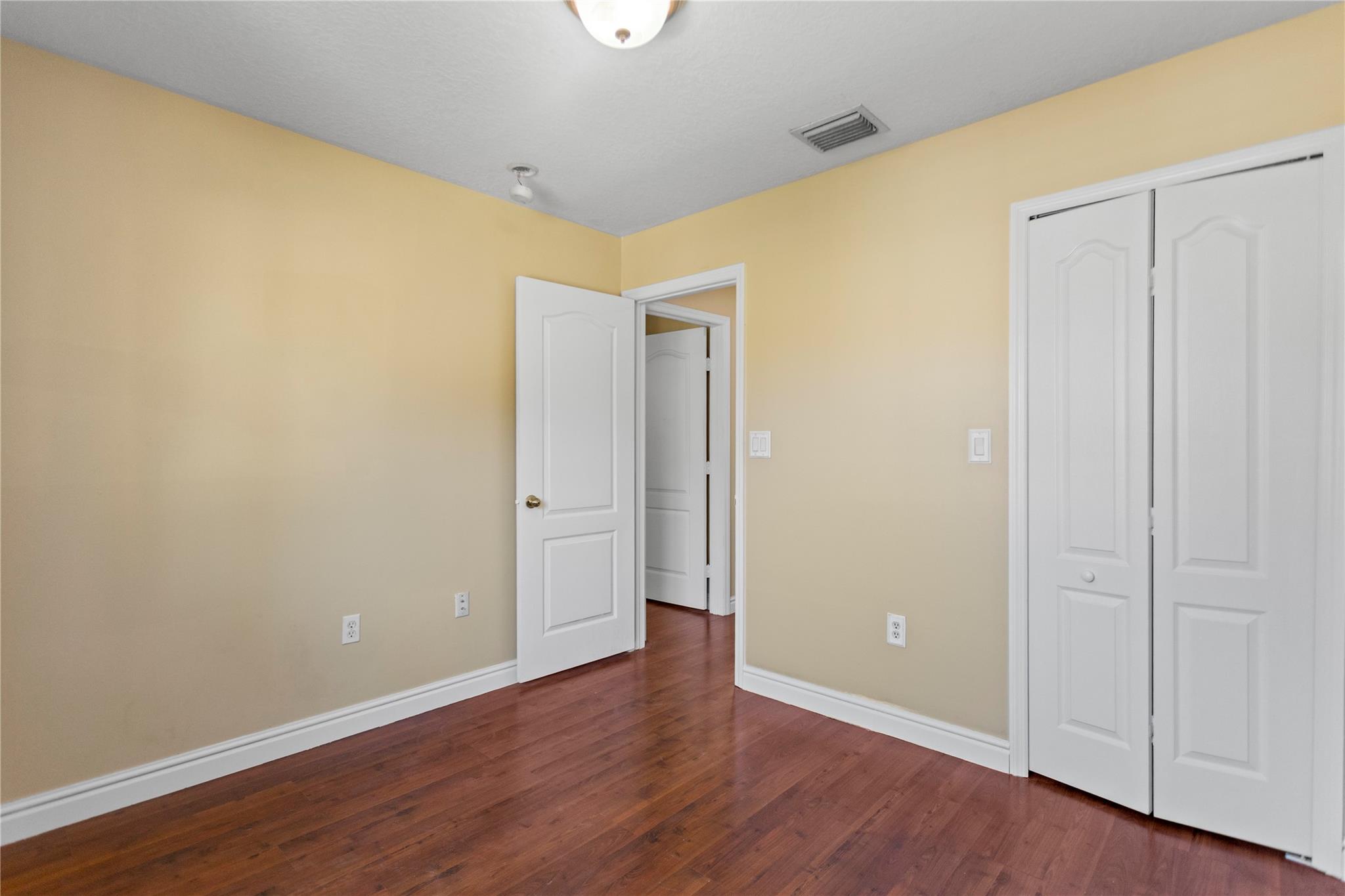 Pod 6 At Monarch Lakes 16 - Residential