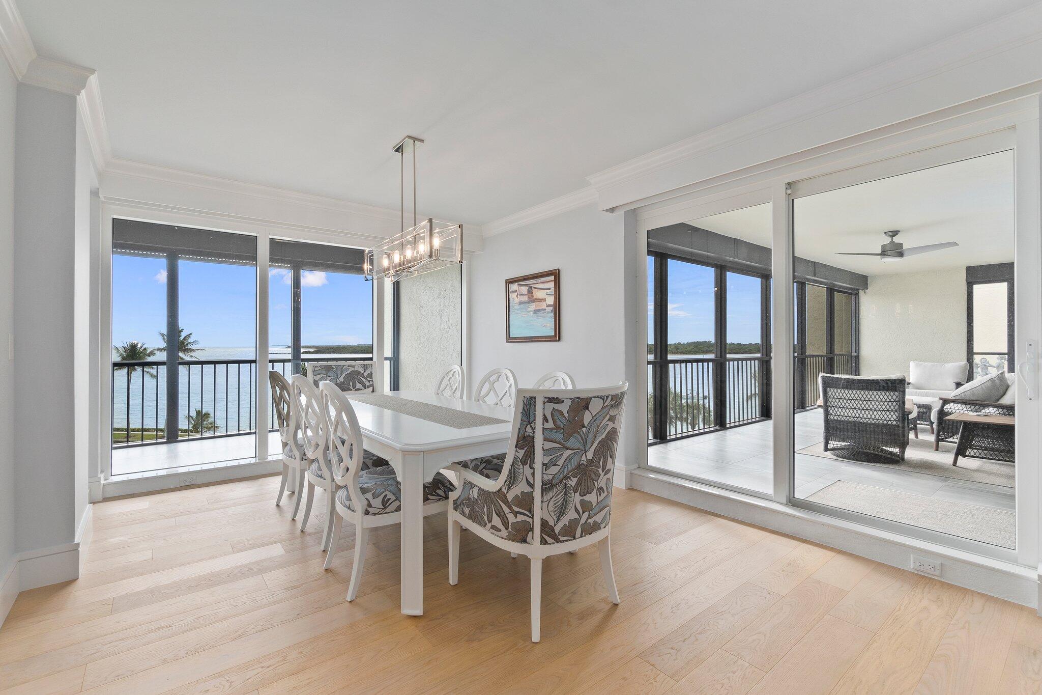 SAILFISH POINT - Residential