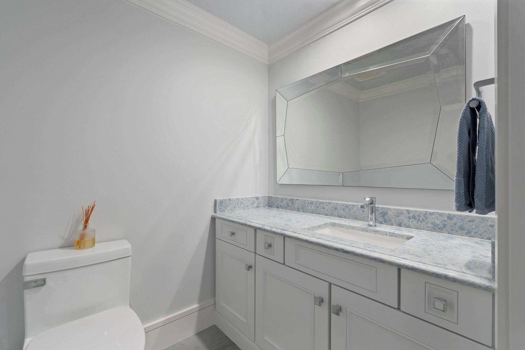 SAILFISH POINT - Residential