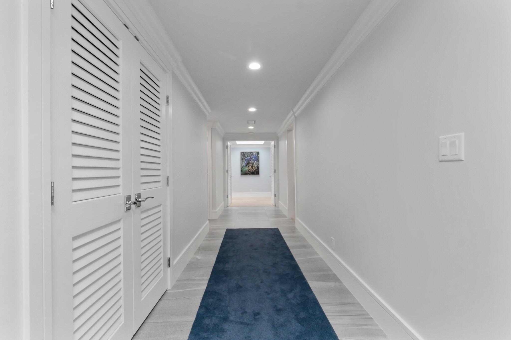 SAILFISH POINT - Residential