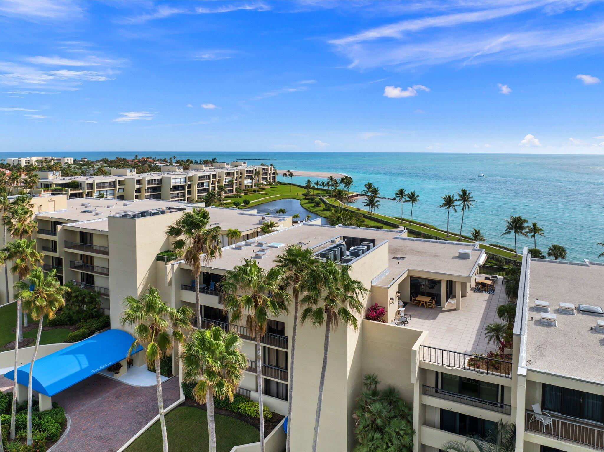 SAILFISH POINT - Residential