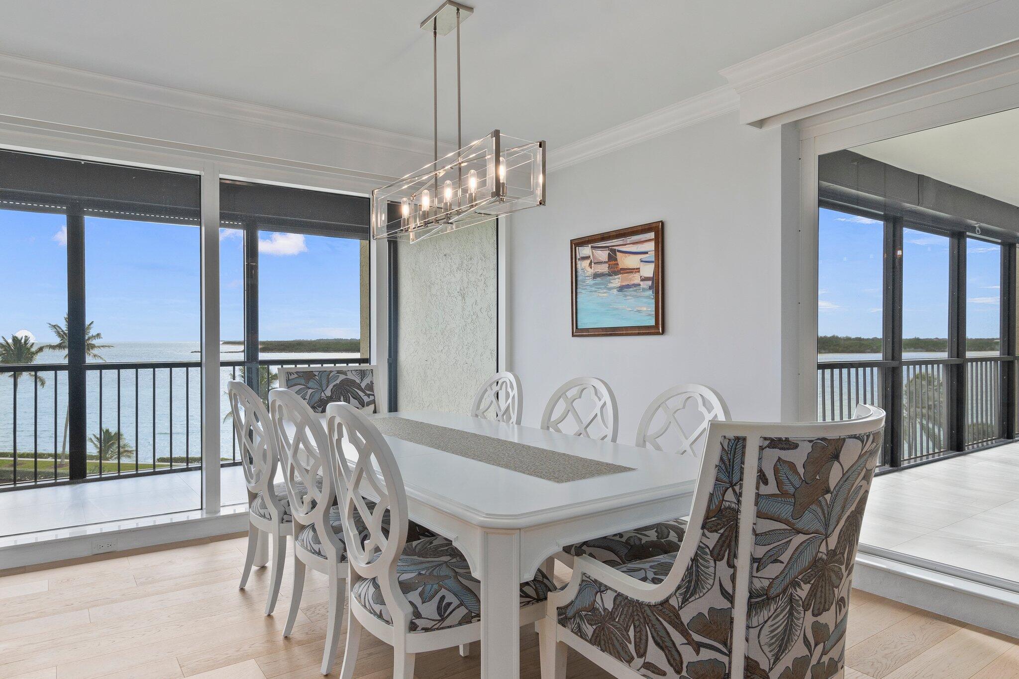 SAILFISH POINT - Residential