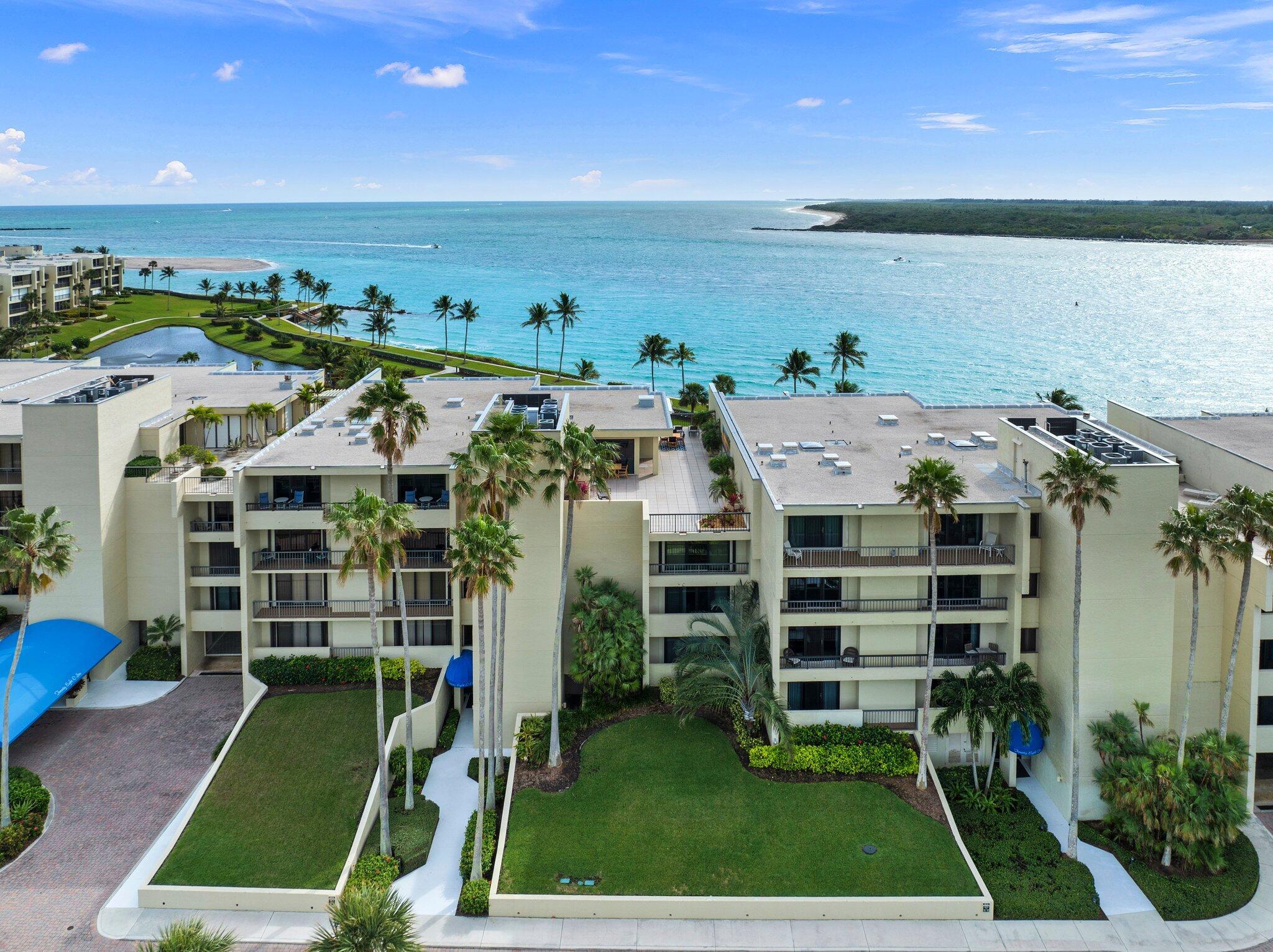 SAILFISH POINT - Residential