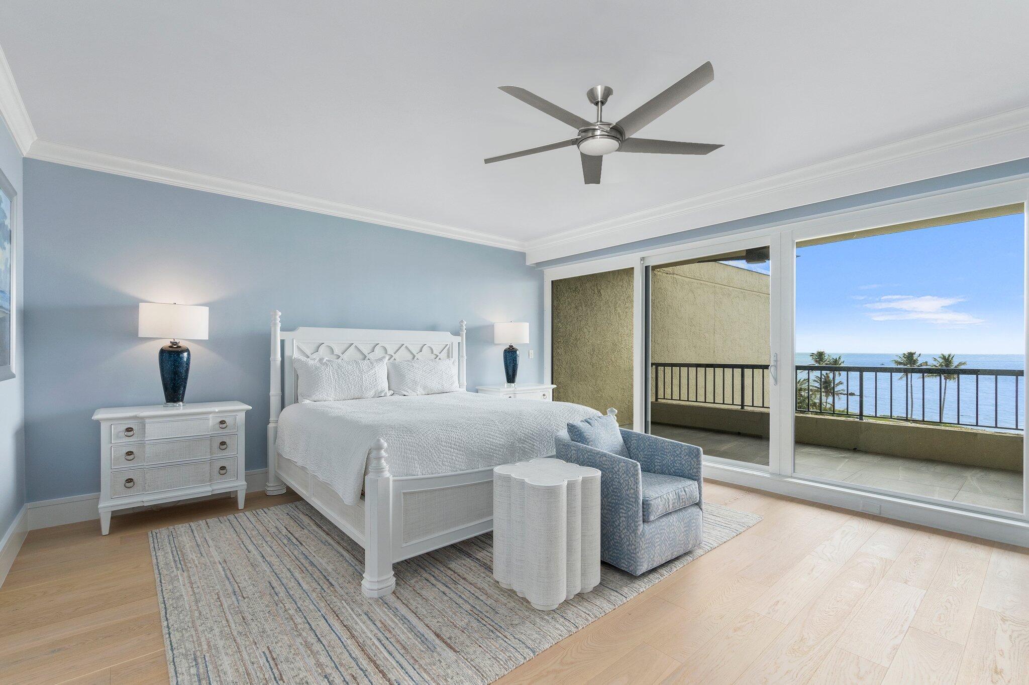 SAILFISH POINT - Residential