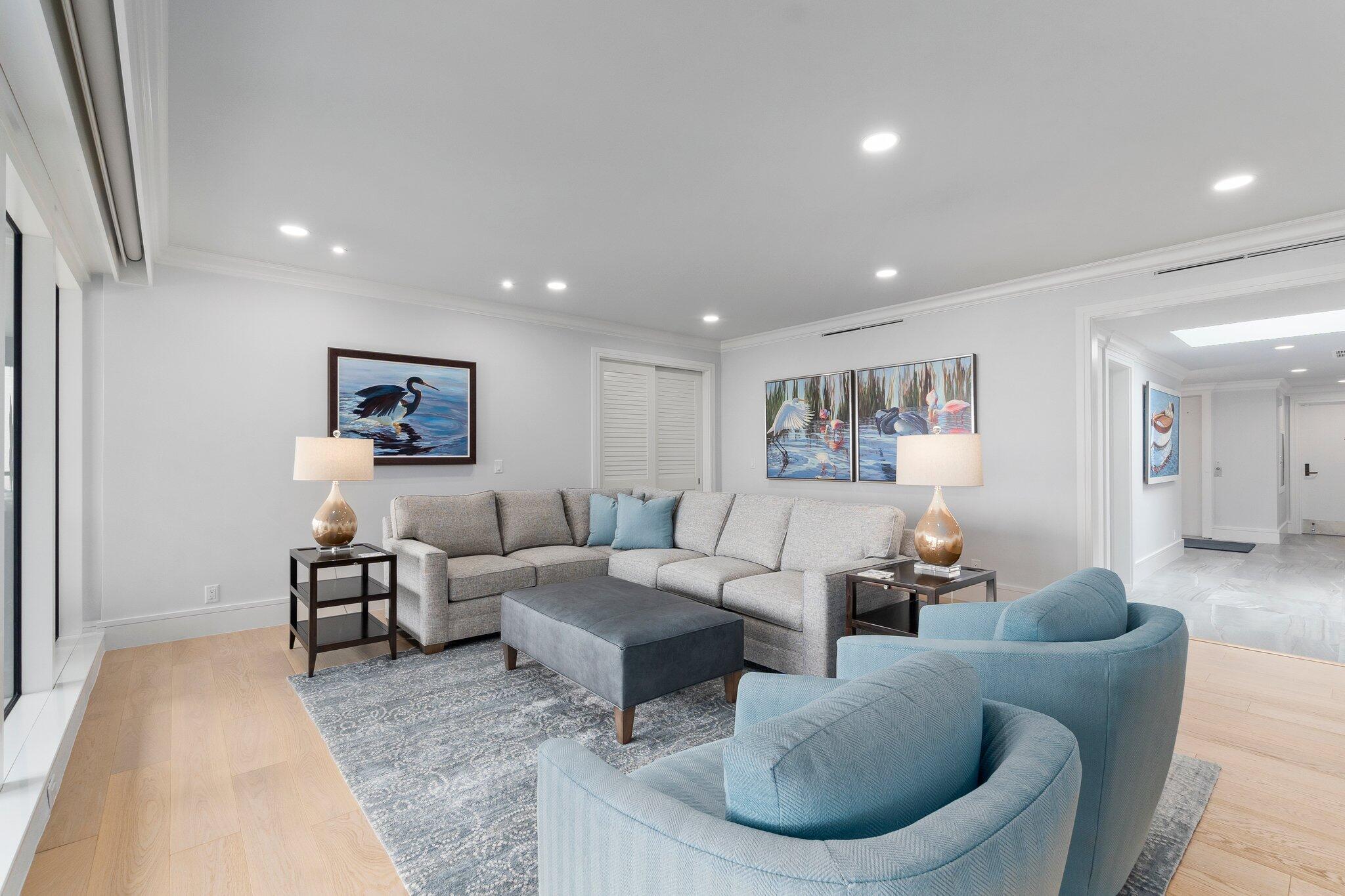 SAILFISH POINT - Residential