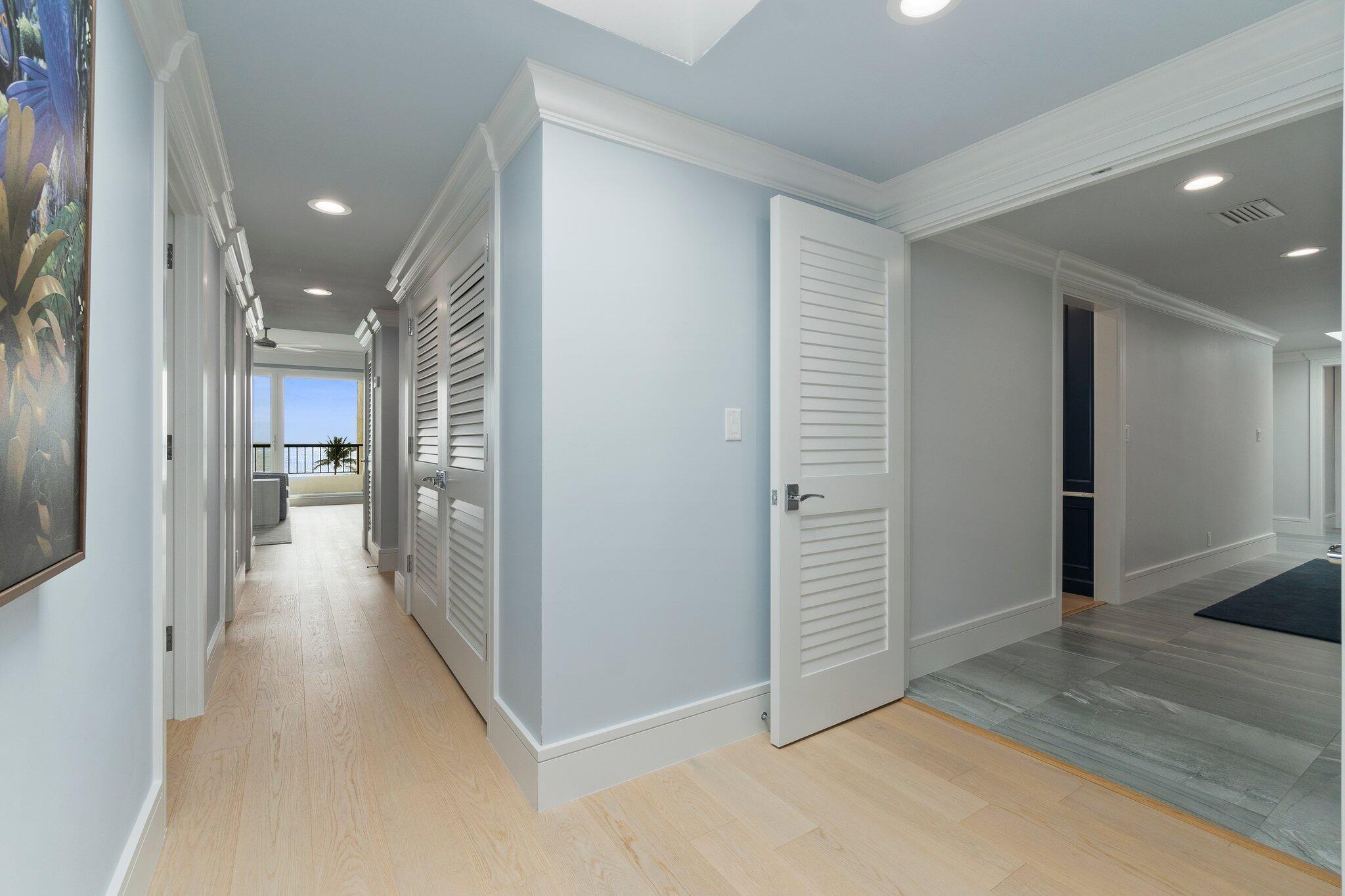 SAILFISH POINT - Residential