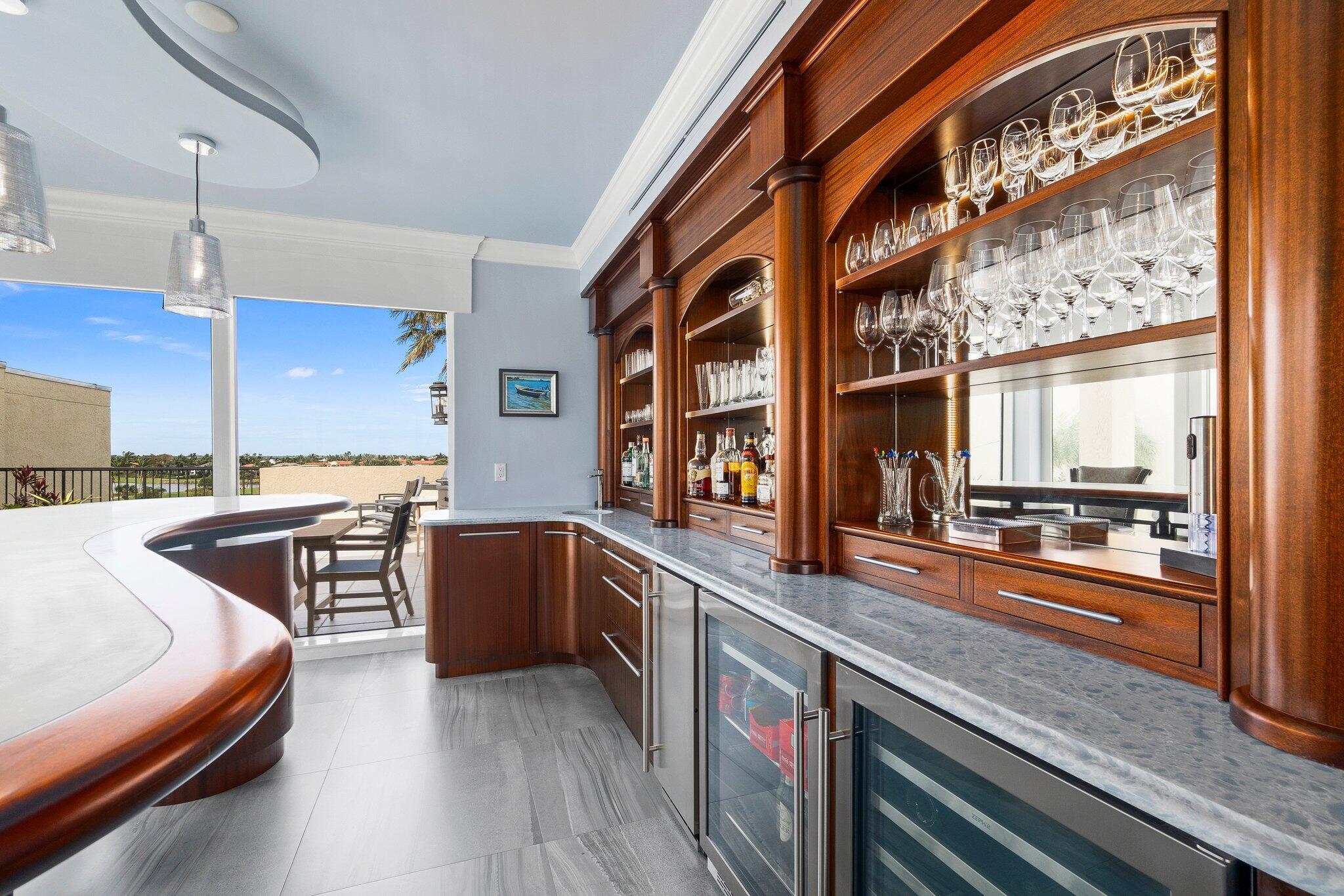 SAILFISH POINT - Residential