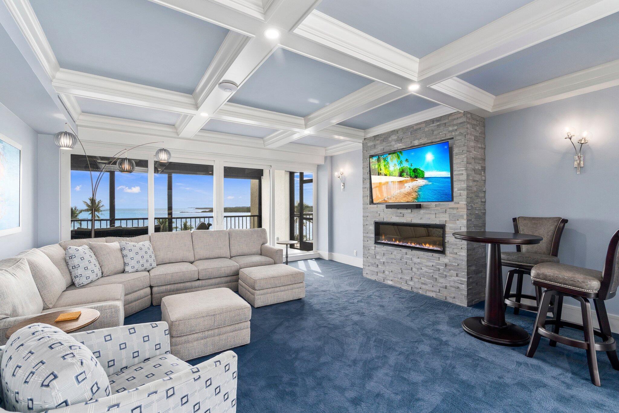 SAILFISH POINT - Residential