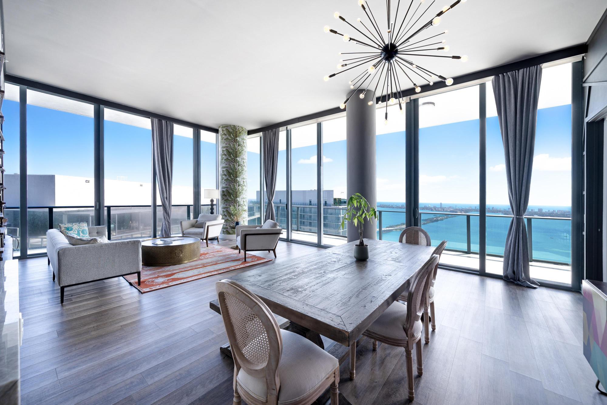 GRAN PARAISO CONDO - Residential