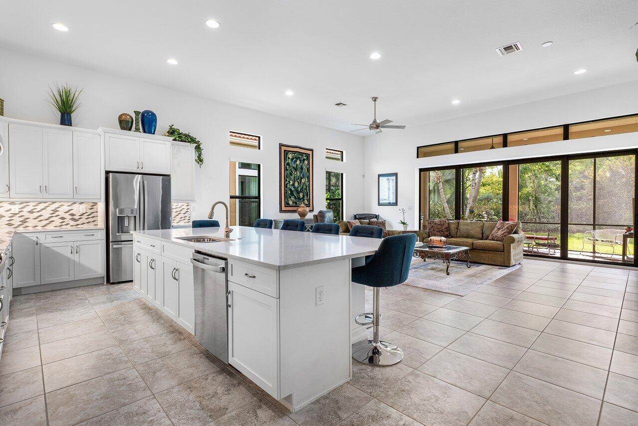 PARKLAND ROYALE - Residential