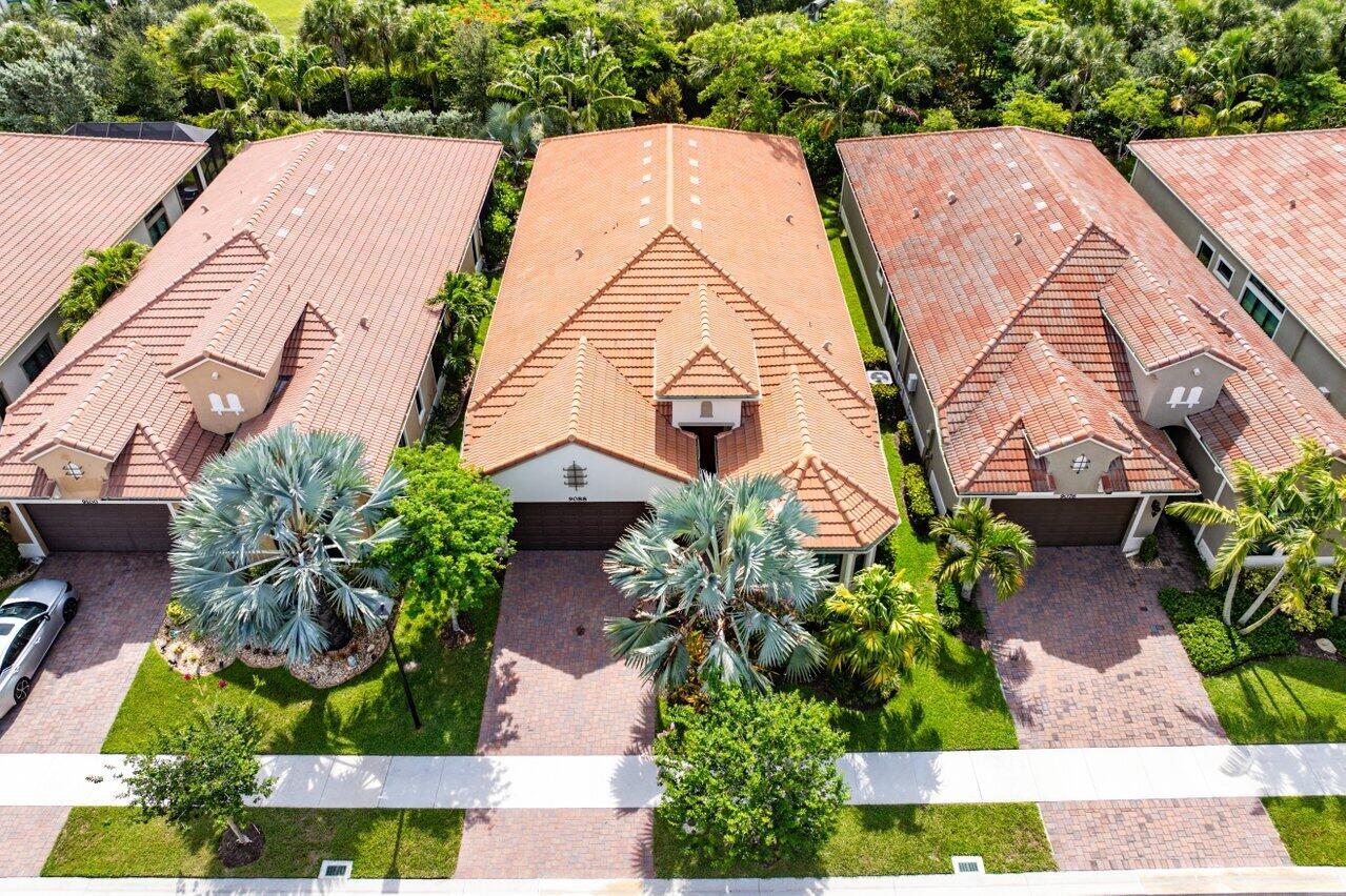 PARKLAND ROYALE - Residential