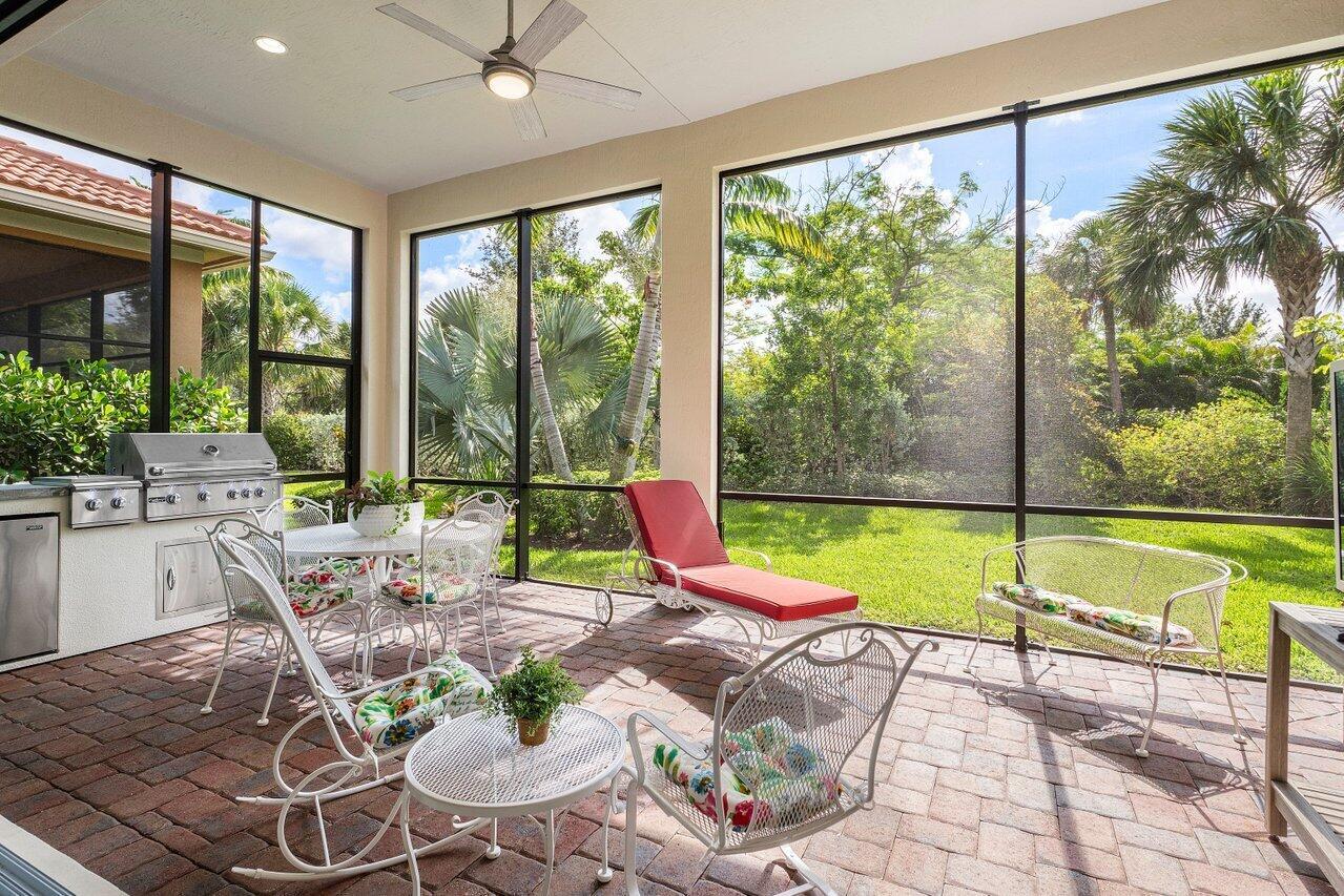 PARKLAND ROYALE - Residential