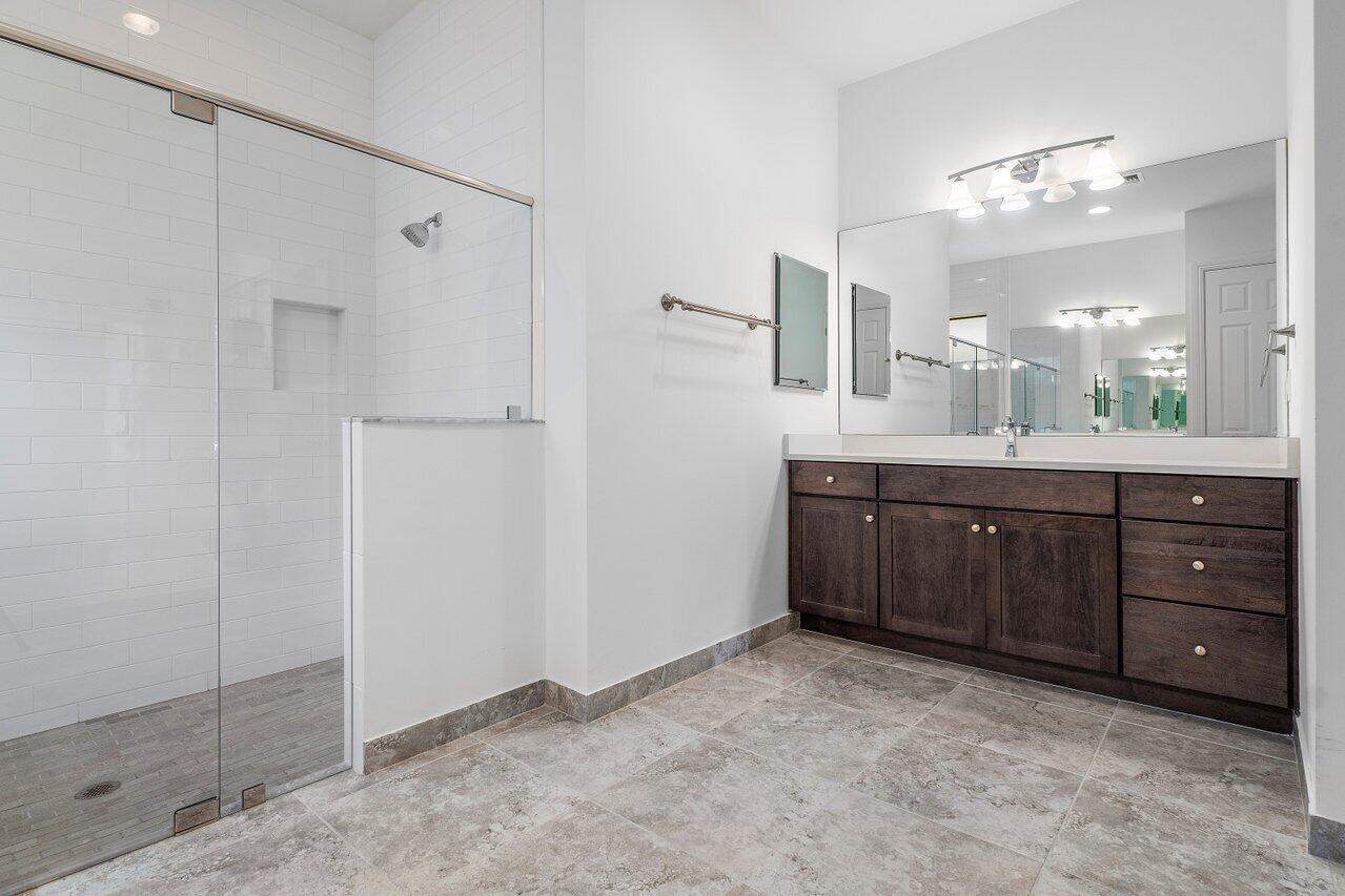 PARKLAND ROYALE - Residential
