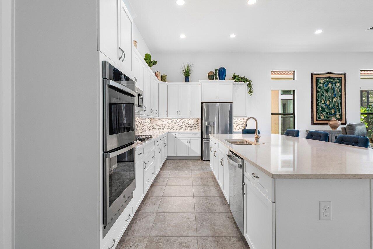 PARKLAND ROYALE - Residential