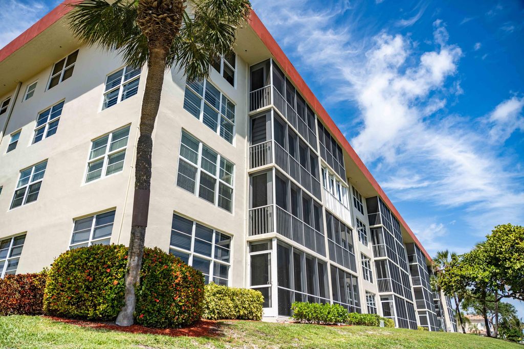 Photo of 3180 NE 48th Court #201, Lighthouse Point, FL 33064 (MLS # B26010430)